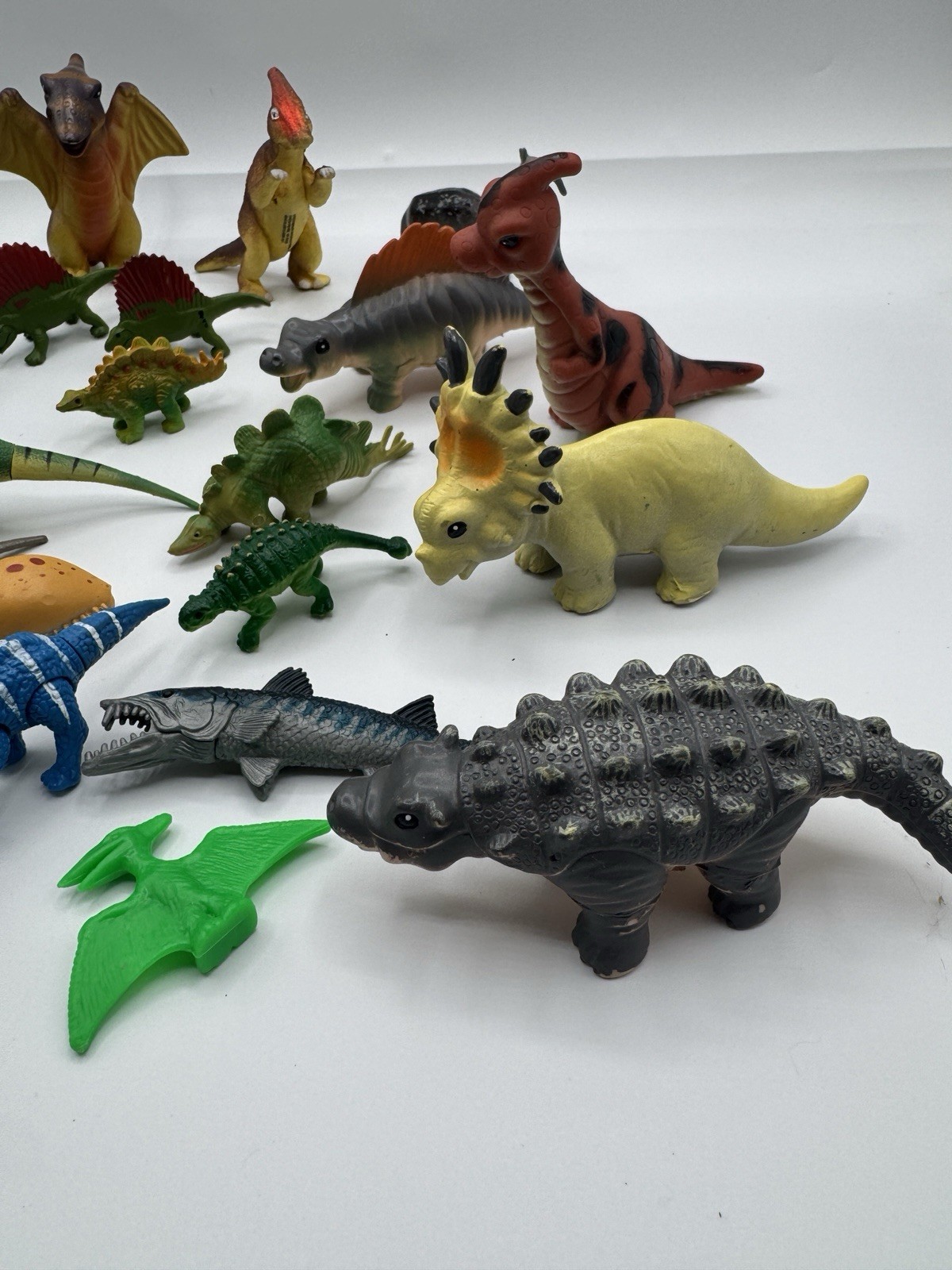 Set of Dinosaur Play Toys. All different Types of Dinosaurs. Boy’s/Children Toys