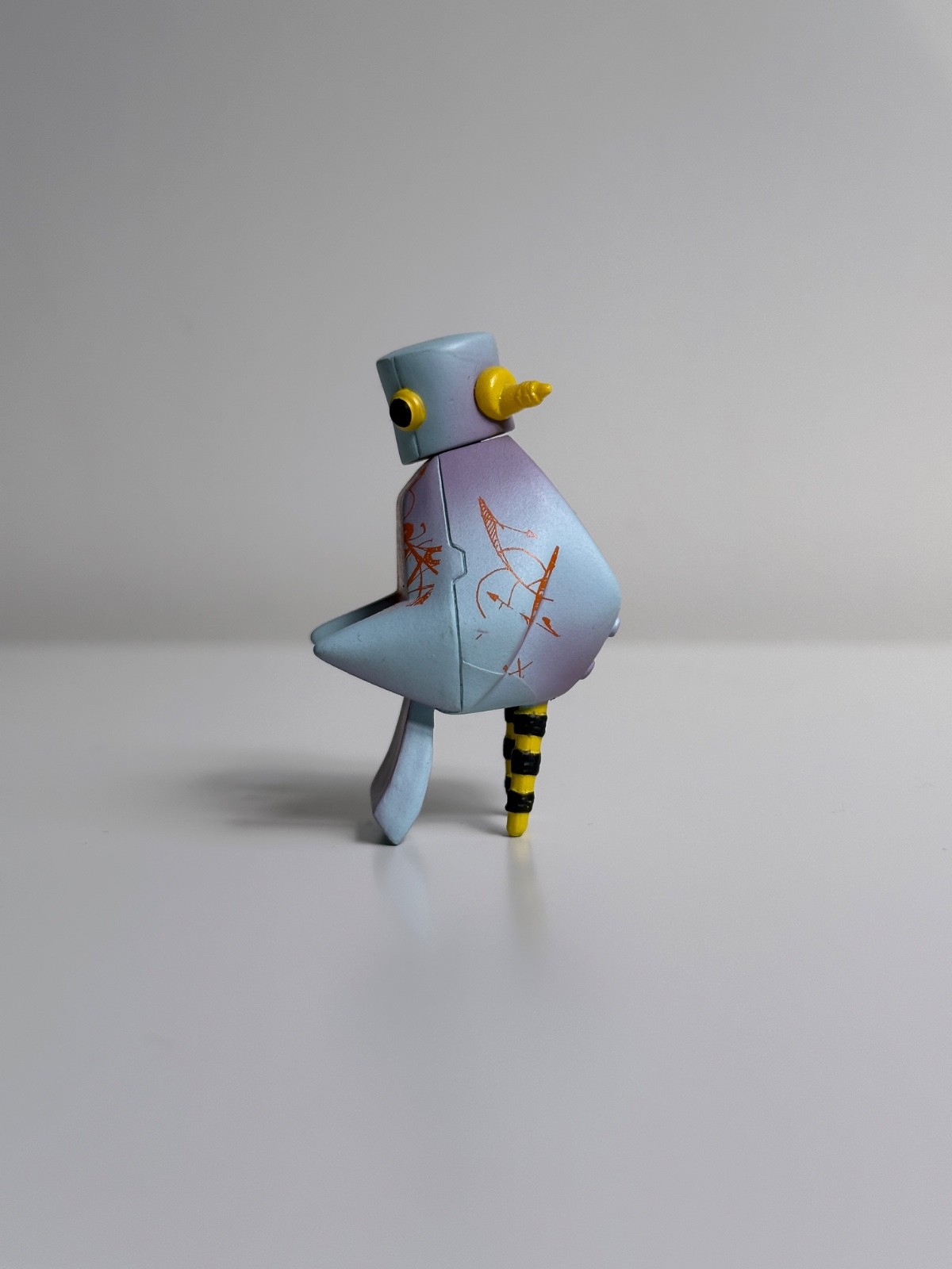 Kidrobot Life Inventsville Vinyl Figure Pidgy pigeon figure designer toy rare