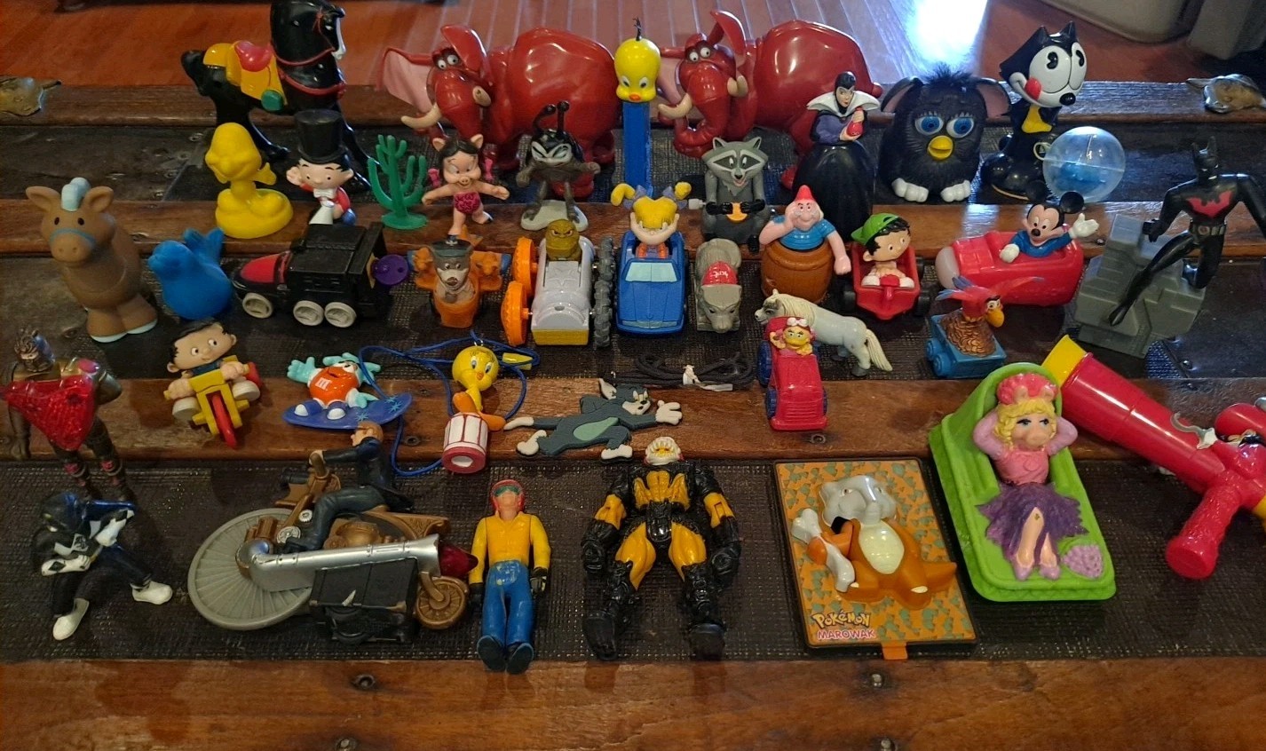 Vintage Lot Of 39 Disney Muppets Action Figure Lot 80s-2000’s Toy Figures Bundle