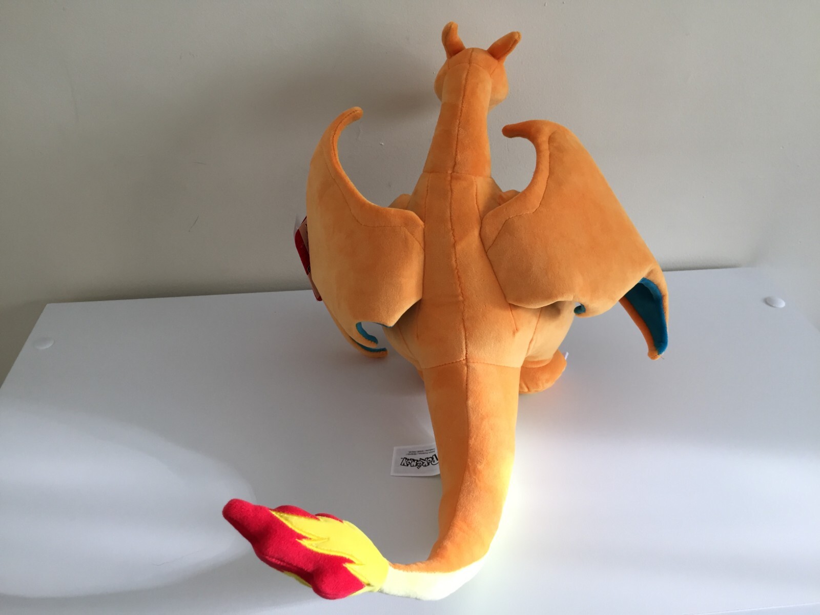 Genuine!! Official POKEMON CHARIZARD 12&Prime; Plush ~ 30cm NEW WITH TAG