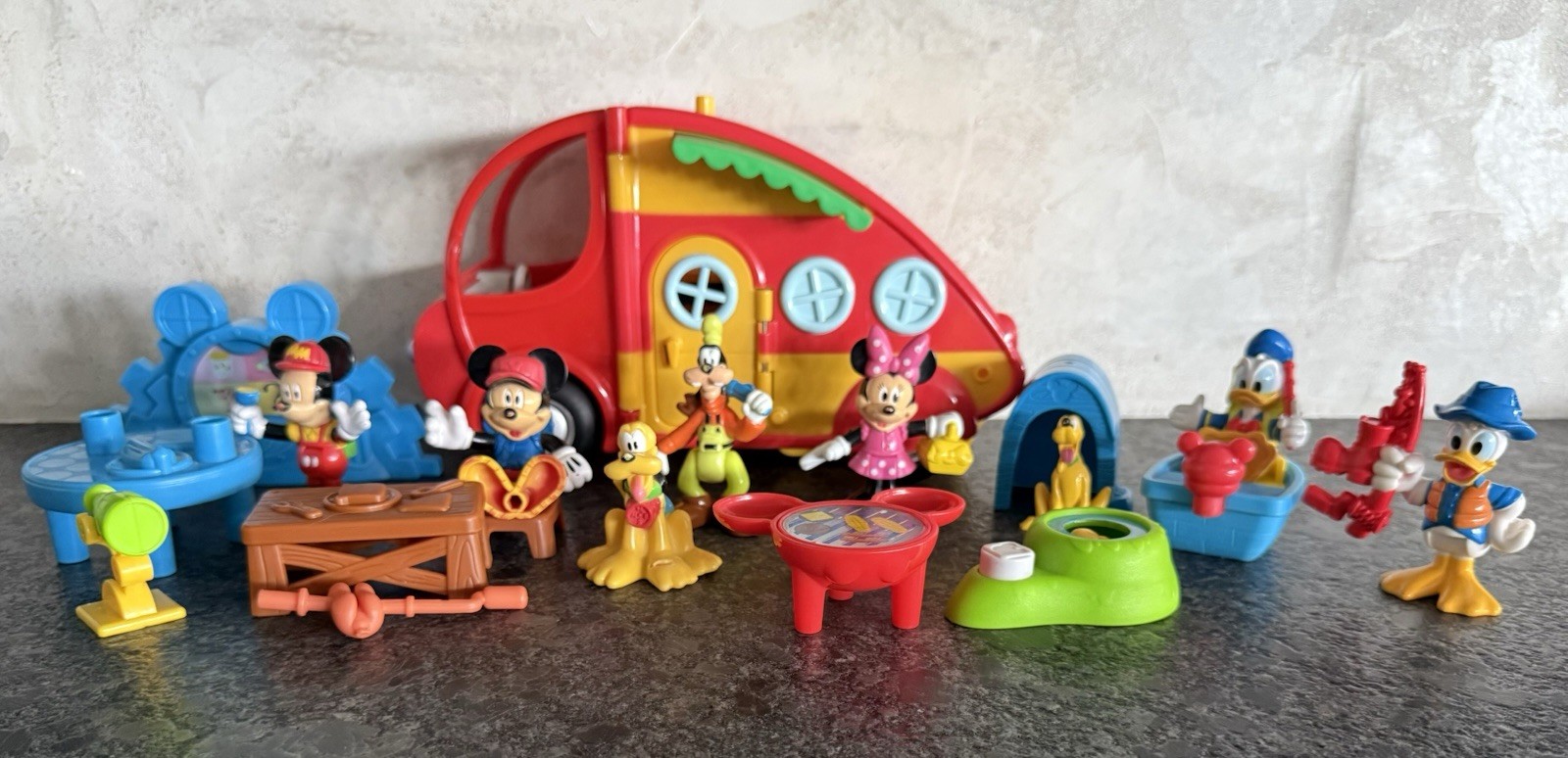 2009 Mickey Mouse Clubhouse Camper RV Playset w/ 7 Figures & Grill + Accessories