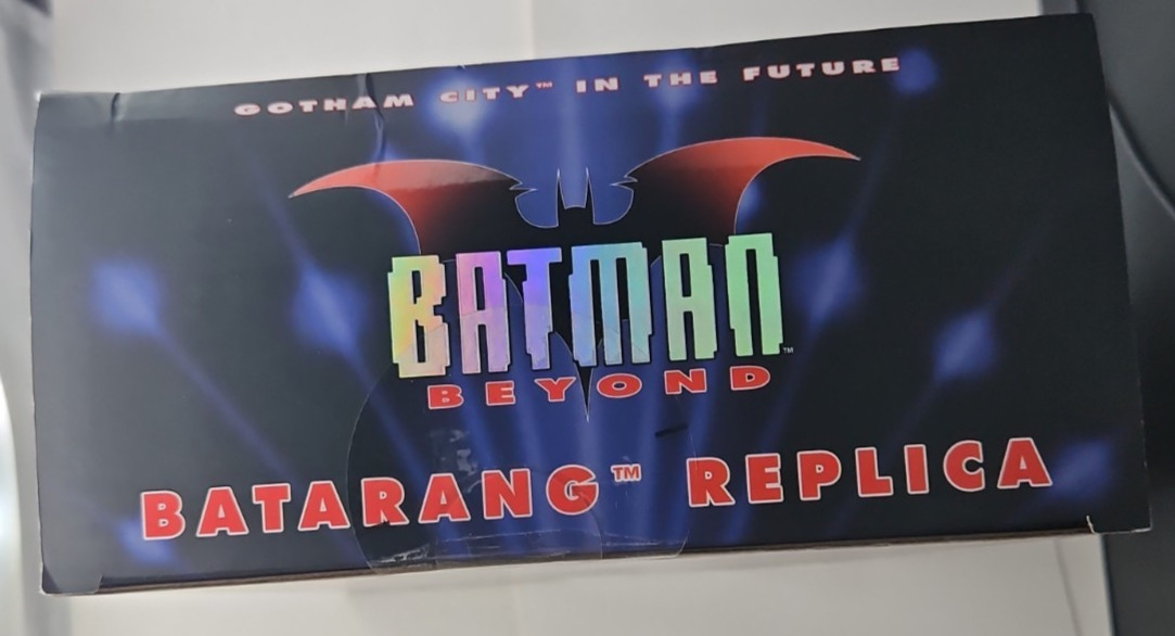 NECA DC 2021 Batman Beyond Batarang Replica Light Up Wings LED