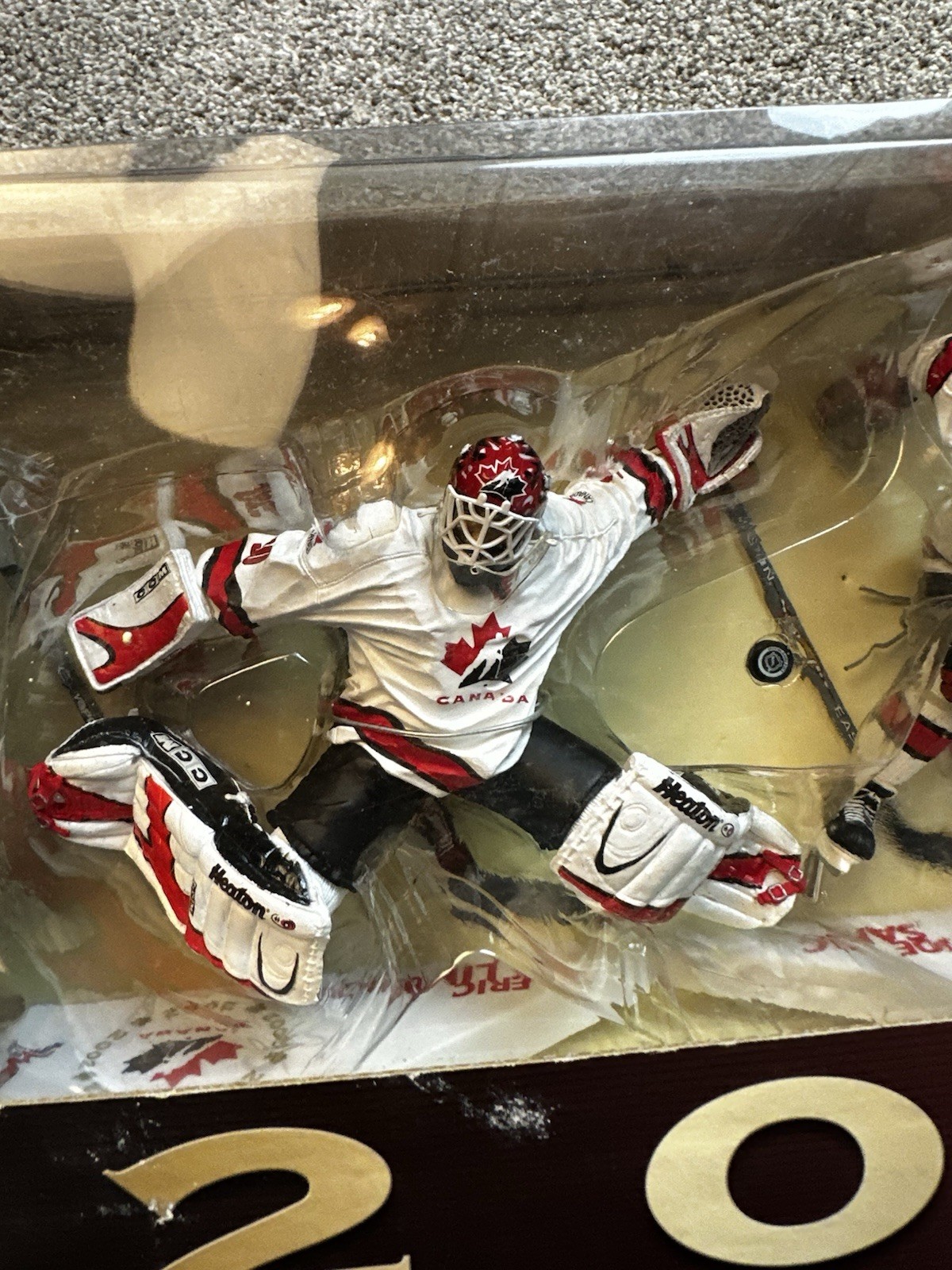 Team Canada Olympic Hockey McFarlane Figures – Set of 4 – Lindros Brodeur Sakic