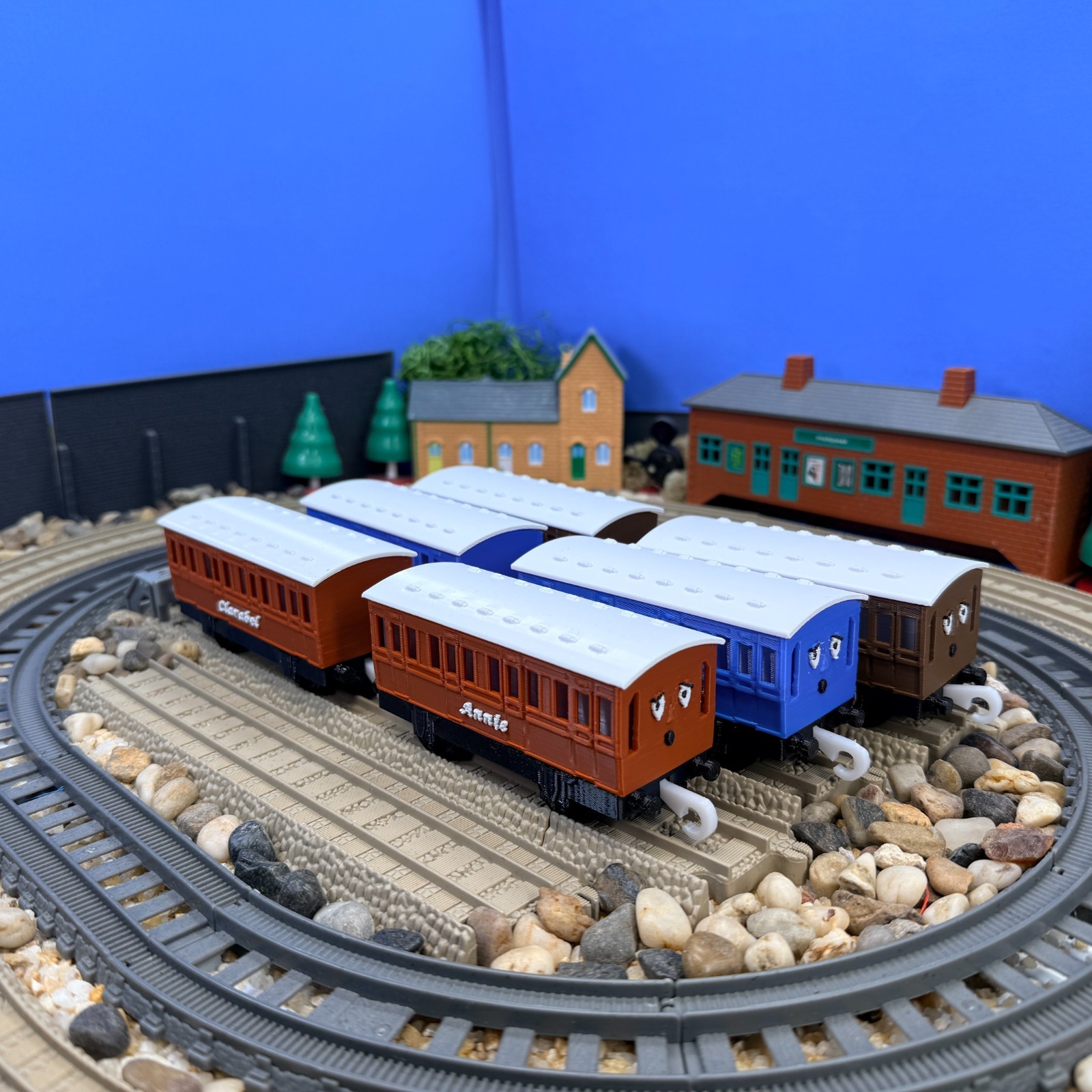 TrackMaster Annie & Clarabel Passenger Coach Custom Made Thomas Train Tracks