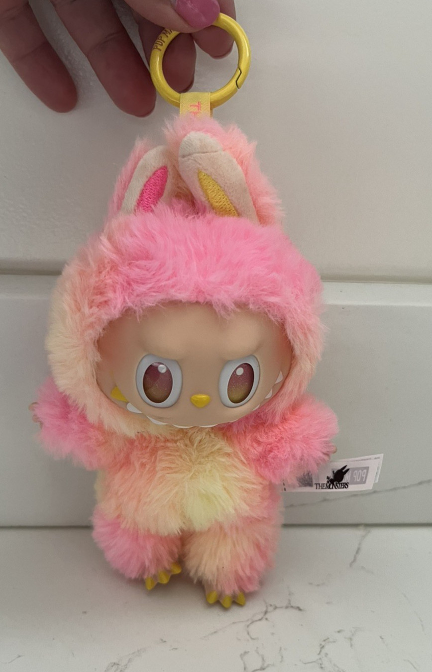 POP MART The Monsters Labubu « Loyalty » Big Into Energy Plush Pendant AUTHENTIC
