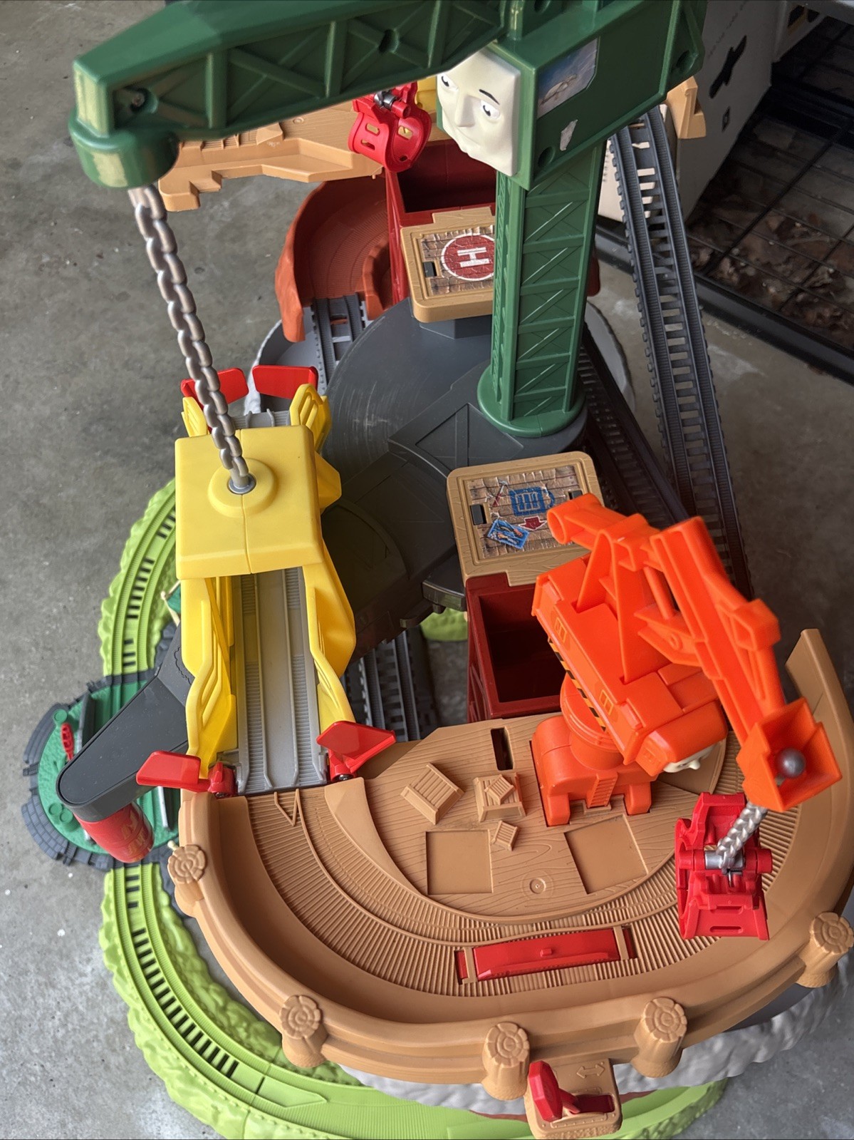 Thomas & Friends Trains & Cranes Super Tower Track Set (Will ship disassembled)