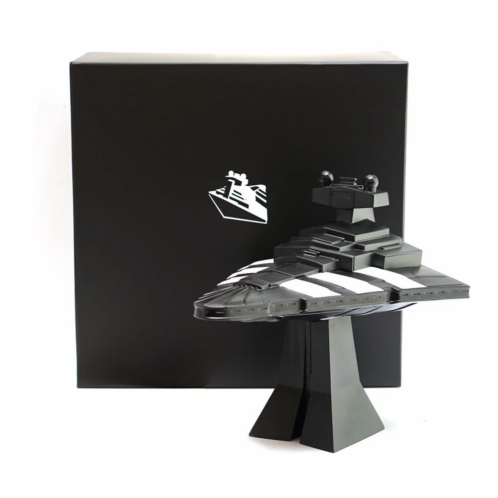 Superstar Destroyer Bill McMullen Munky King Black Star Wars Designer Vinyl Toy