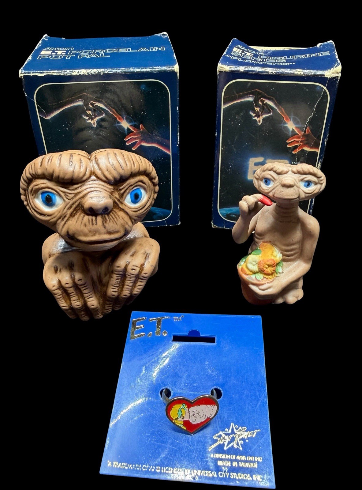 E.T. Extra Terrestrial Lot