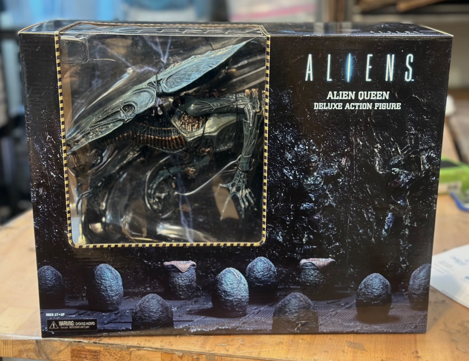 NEW NECA XENOMORPH ALIEN QUEEN Ultra Deluxe Action Figure