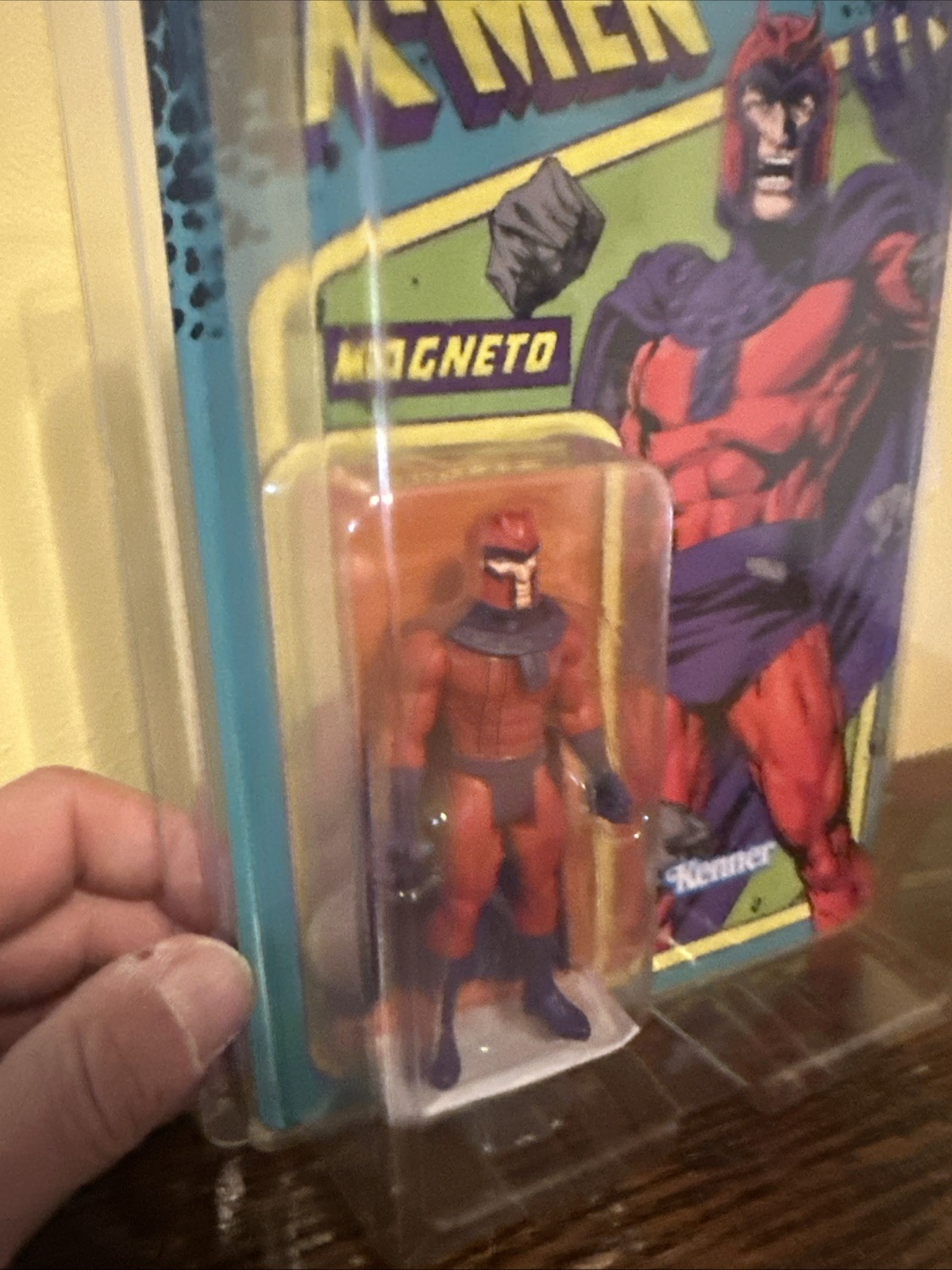 Hasbro Marvel Legends – X-Men MAGNETO – Kenner Retro – 3.75&Prime; – Unpegged – Nice!