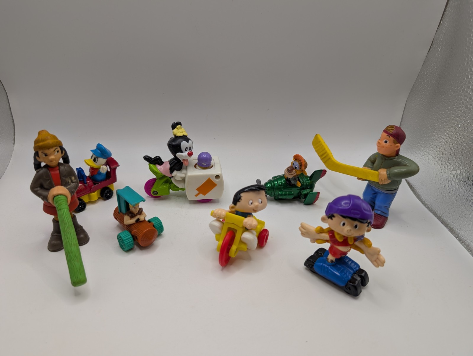 Vintage Character Toy Figure Lot Donald Duck Animaniacs Noddy PVC Pull Back Toys