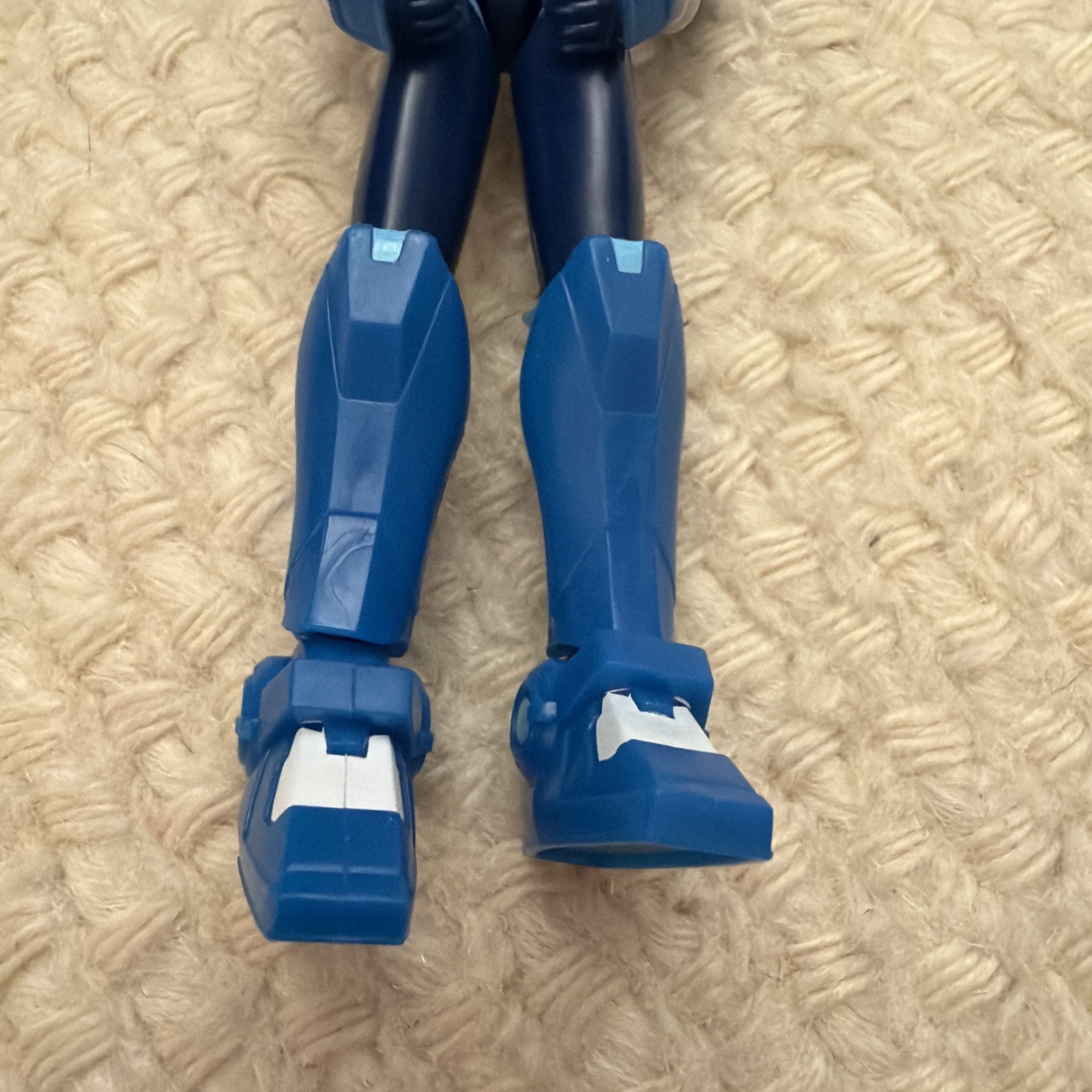 Miniforce Volt Ranger character