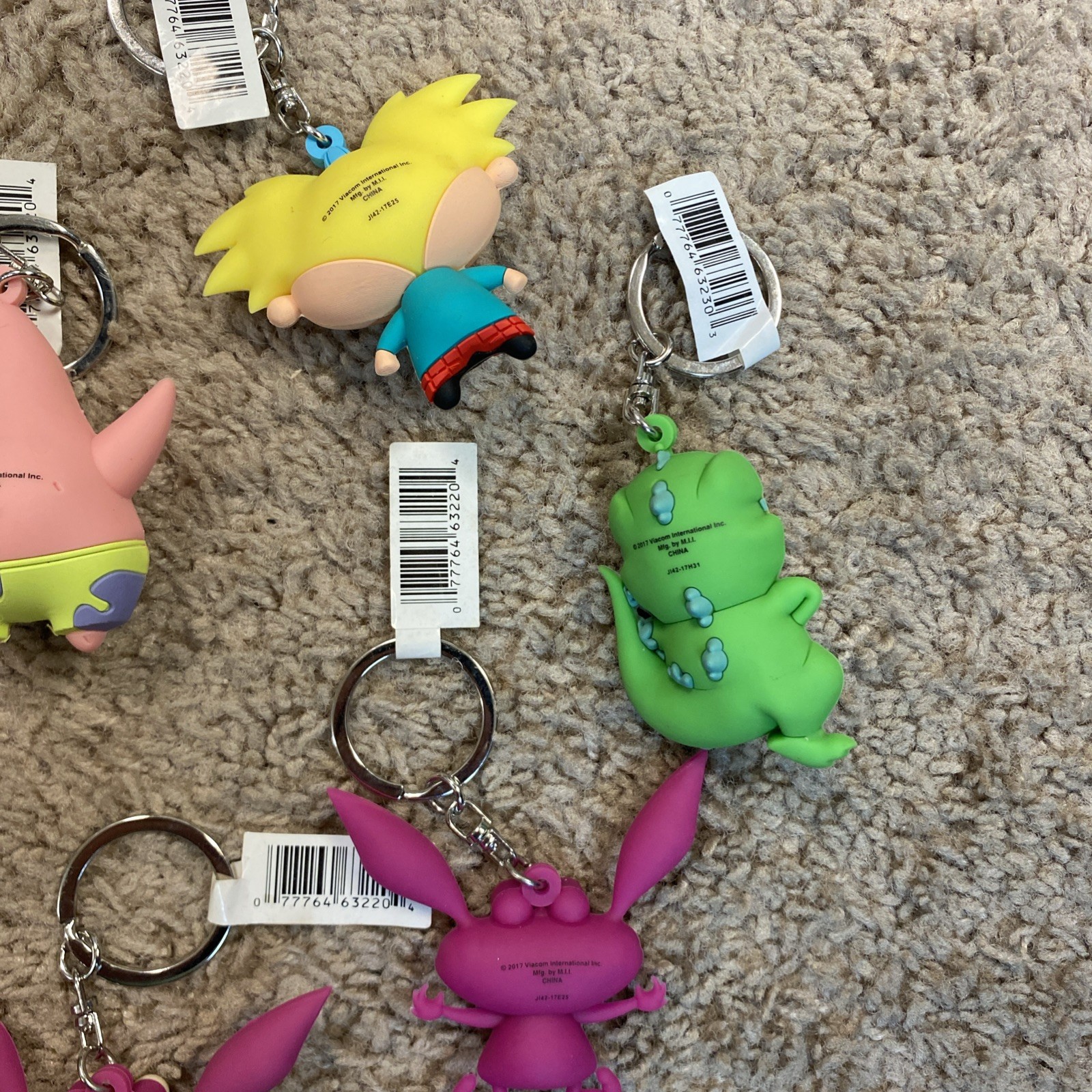 2017 Viacom International Nickelodeon Keychains- Hey, Arnold, Sponge Bob, Raptor