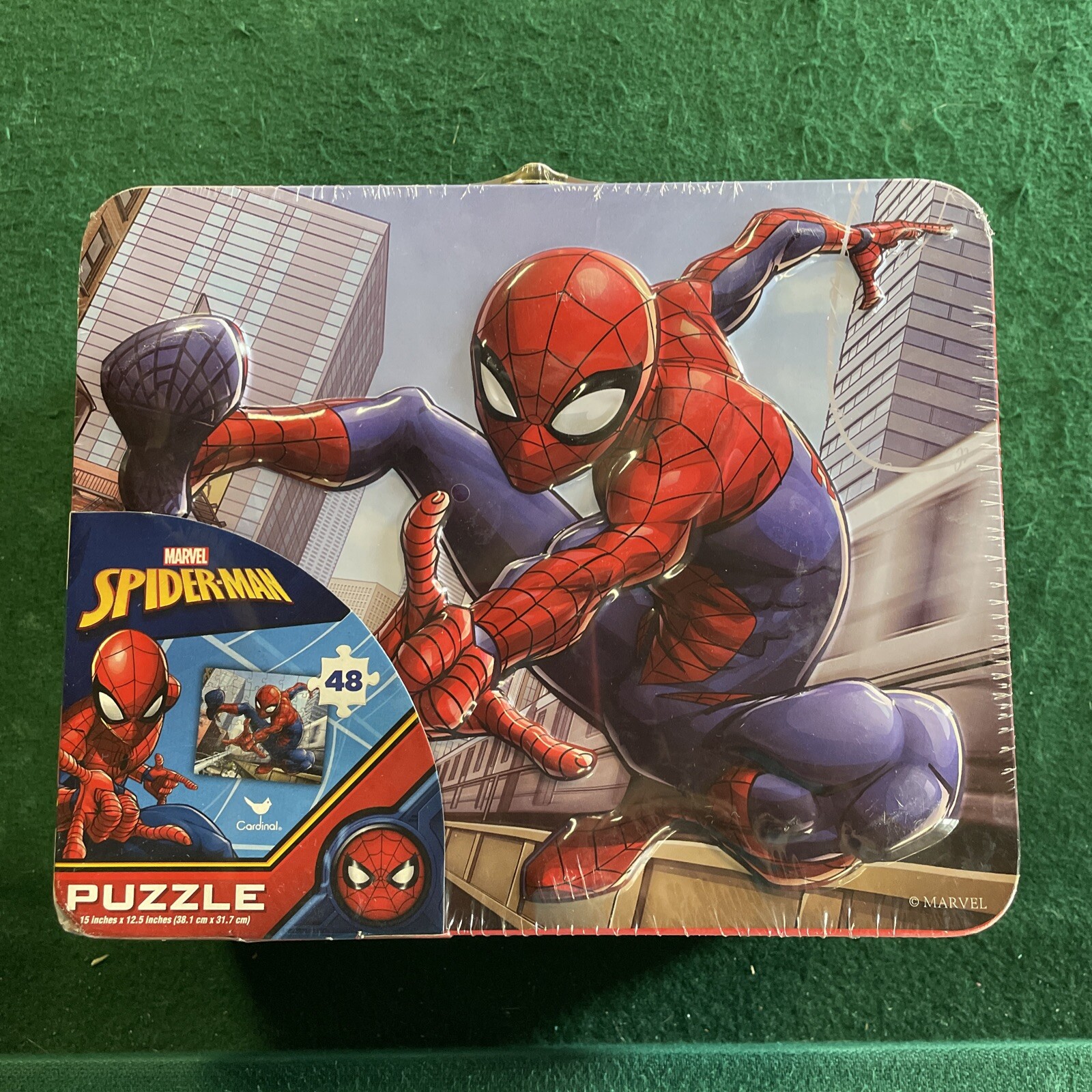NEW SPIDERMAN Puzzle in Lunch Box Tin 7.64&Prime;x6.02&Prime;x3.0&Prime; 48 Piece