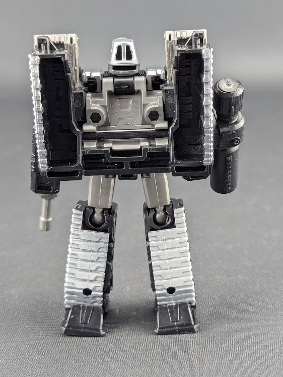 Transformers Kingdom Megatron complete Hasbro WFC Core Class Generations