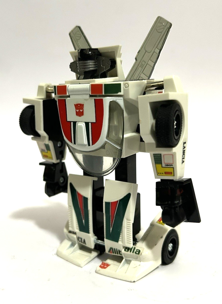 “Transformers” Wheeljack – Autobot Car, G1 (complete, not modern reissue)
