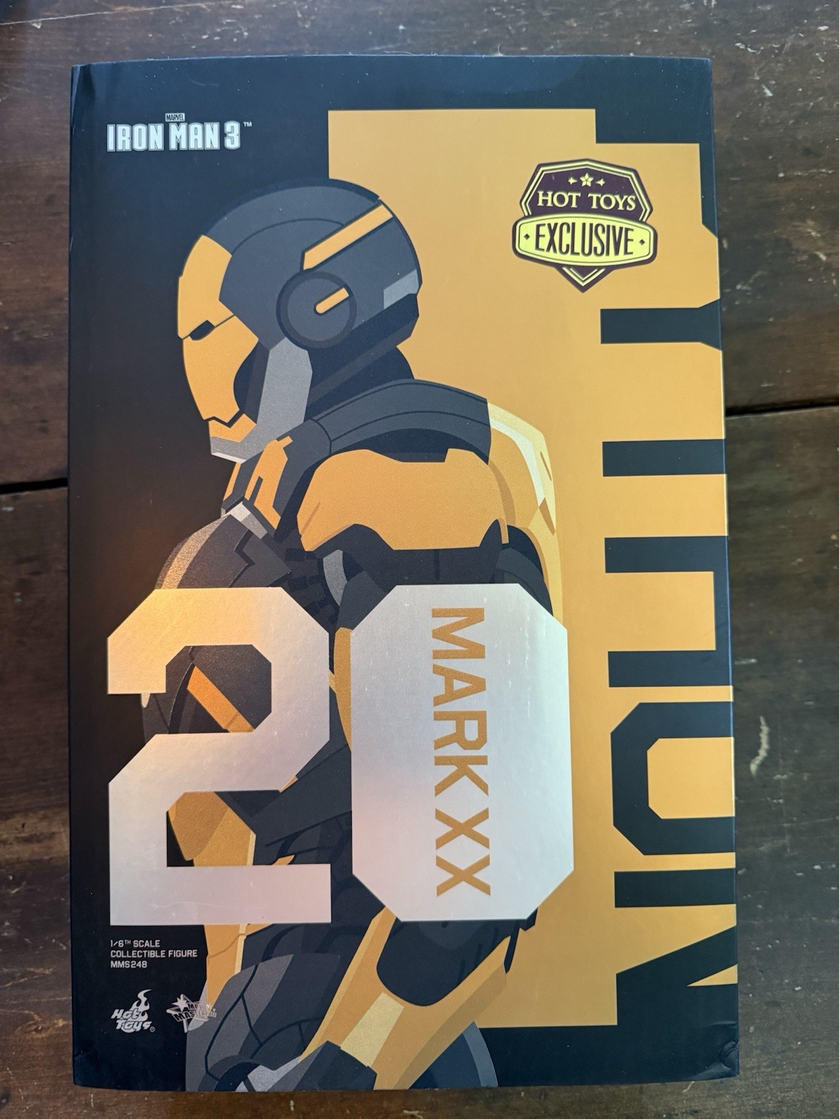 Hot Toys MMS248 MK20 Python Iron Man 3