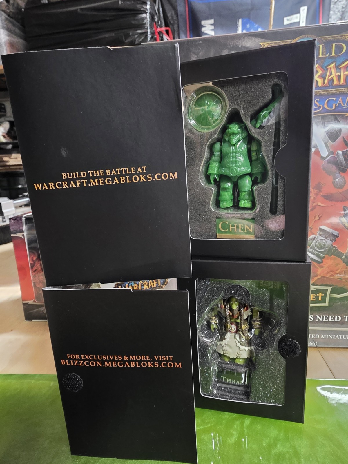 BlizzCon 2011 Exclusive THRALL AND CHEN STORMSTOUT MEGA BLOKS WORLD OF WARCRAFT
