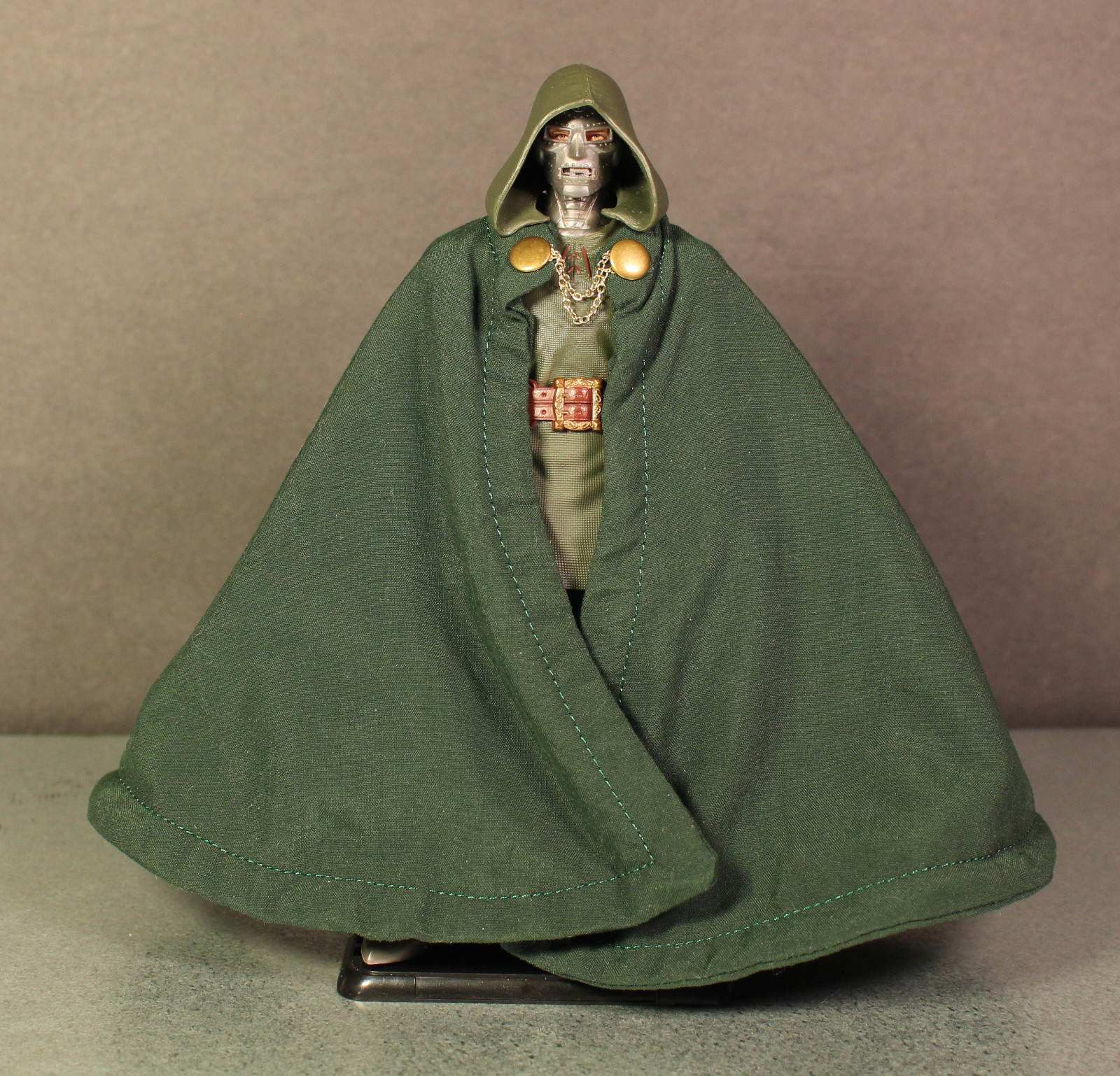 1/12 scale wired cape for Dr Doom Marvel Legends