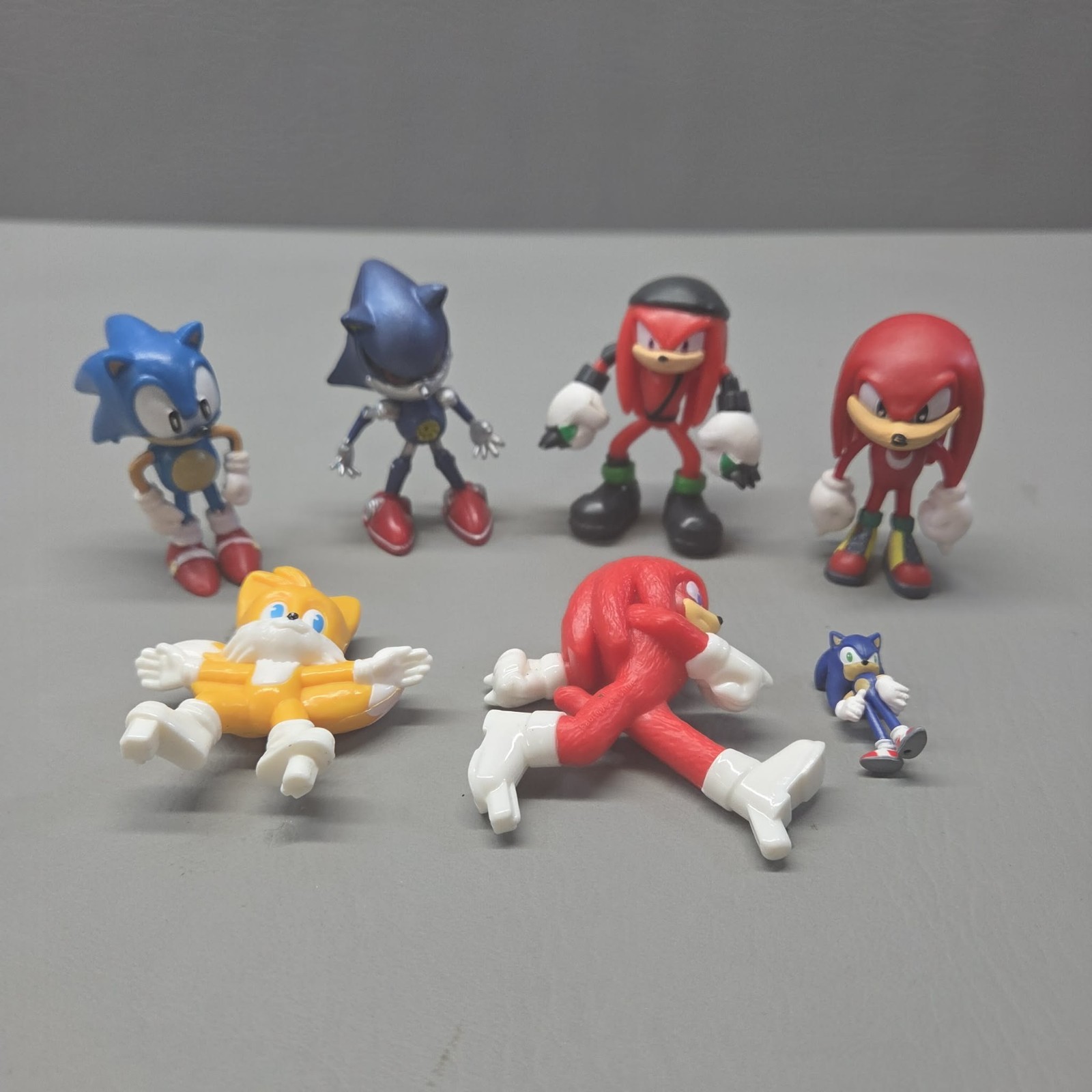 Sonic the Hedgehog Figure Lot Metal Sonic Knuckles Tails Sonic 7pc