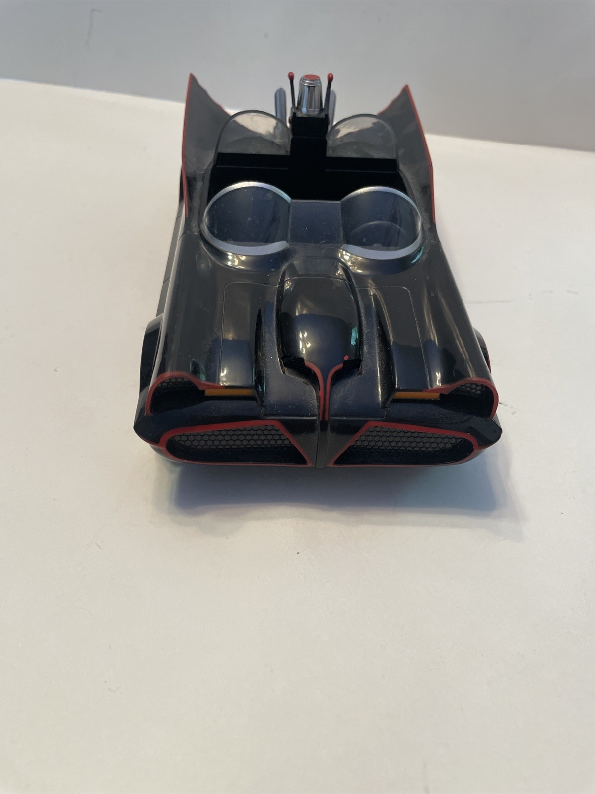 Batman- Batmobile Designed By Barrios. DC Comics 7.5 Action Figure Vehicle EUC