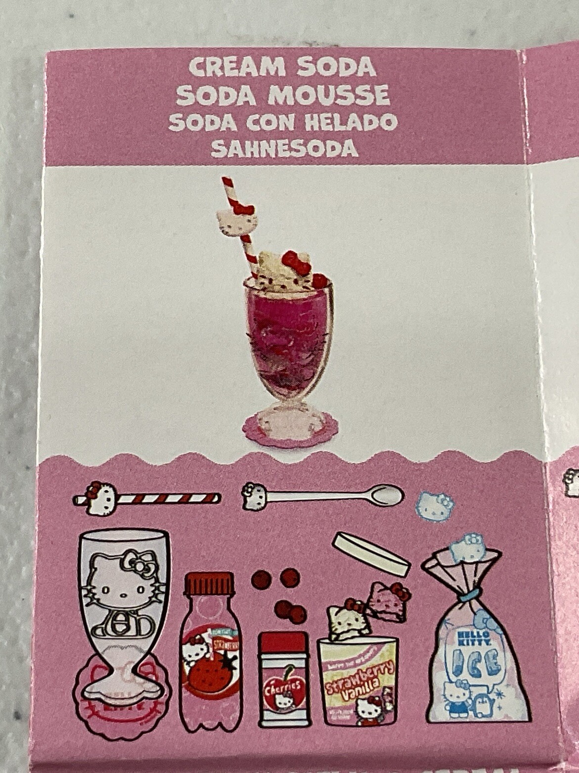 MGA&rsquo;s Mini Verse Make It Mini Hello Kitty – CREAM SODA