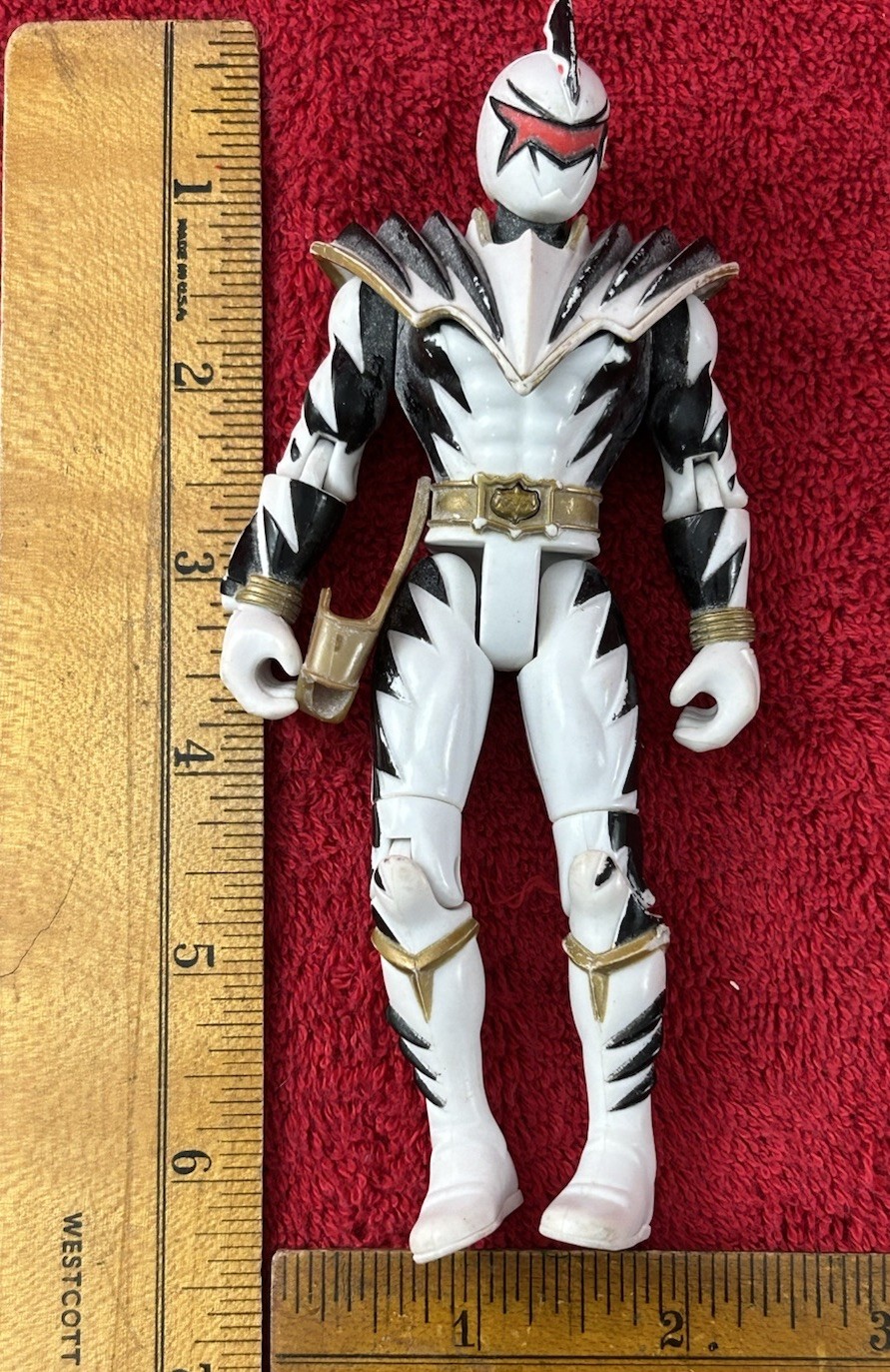 Power Rangers 6&Prime; Dino Thunder White Ranger Action Figure