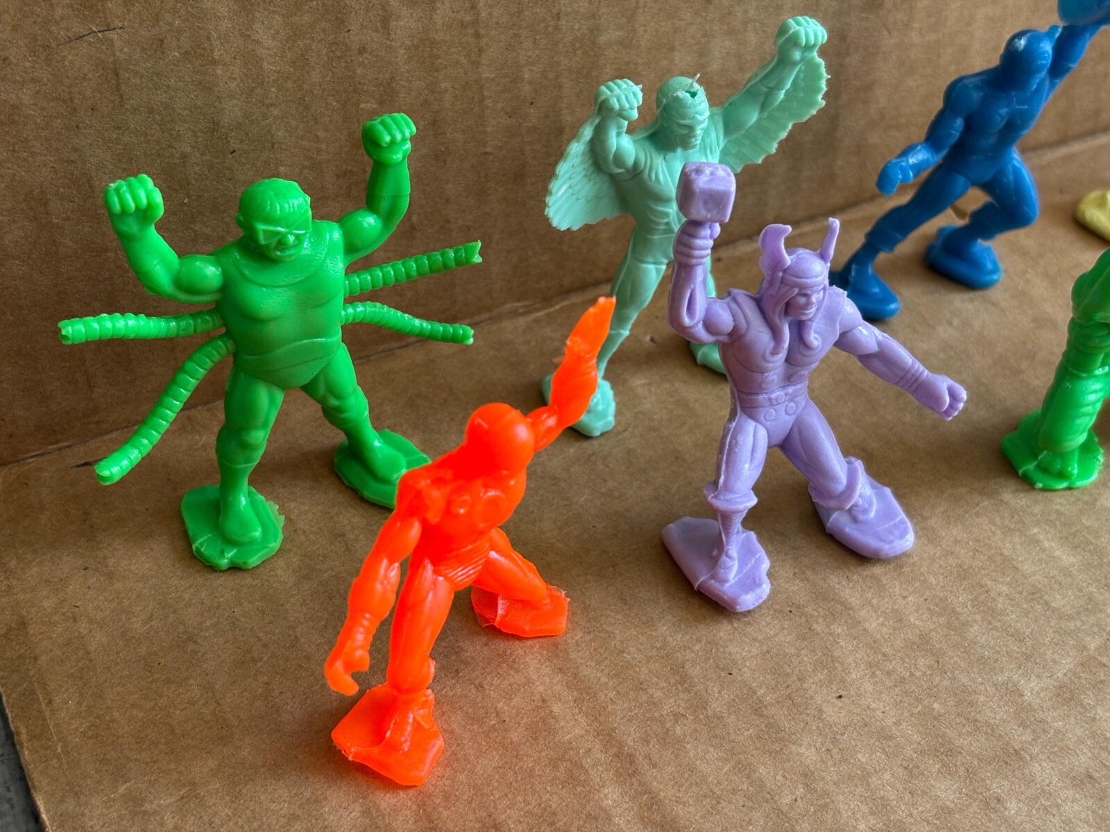 RARE Marvel Superhero Hard Plastic 3&Prime; ACTIVATED Knockoff Action Figures (11)