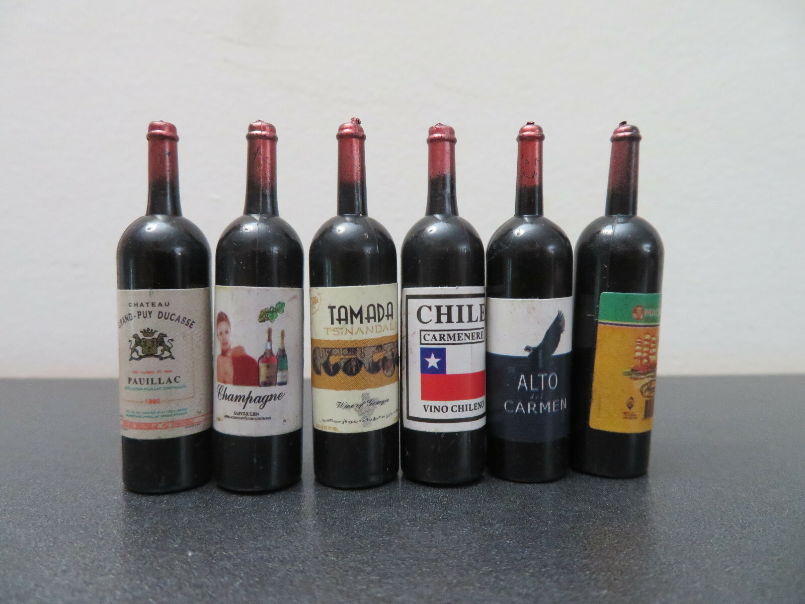 6 pcs for Barbie Size Wine Bottles Dollhouse Miniature wine bottle Food