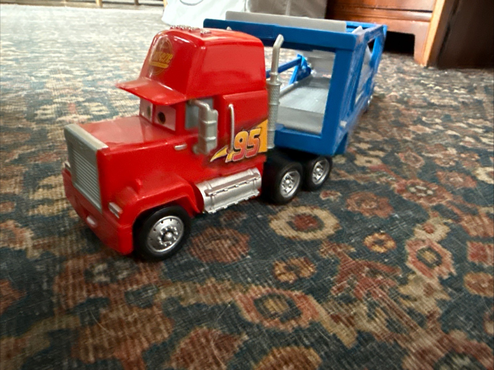 Disney Pixar Cars Mack Blue Dinoco 51 Launching Transporter 2017