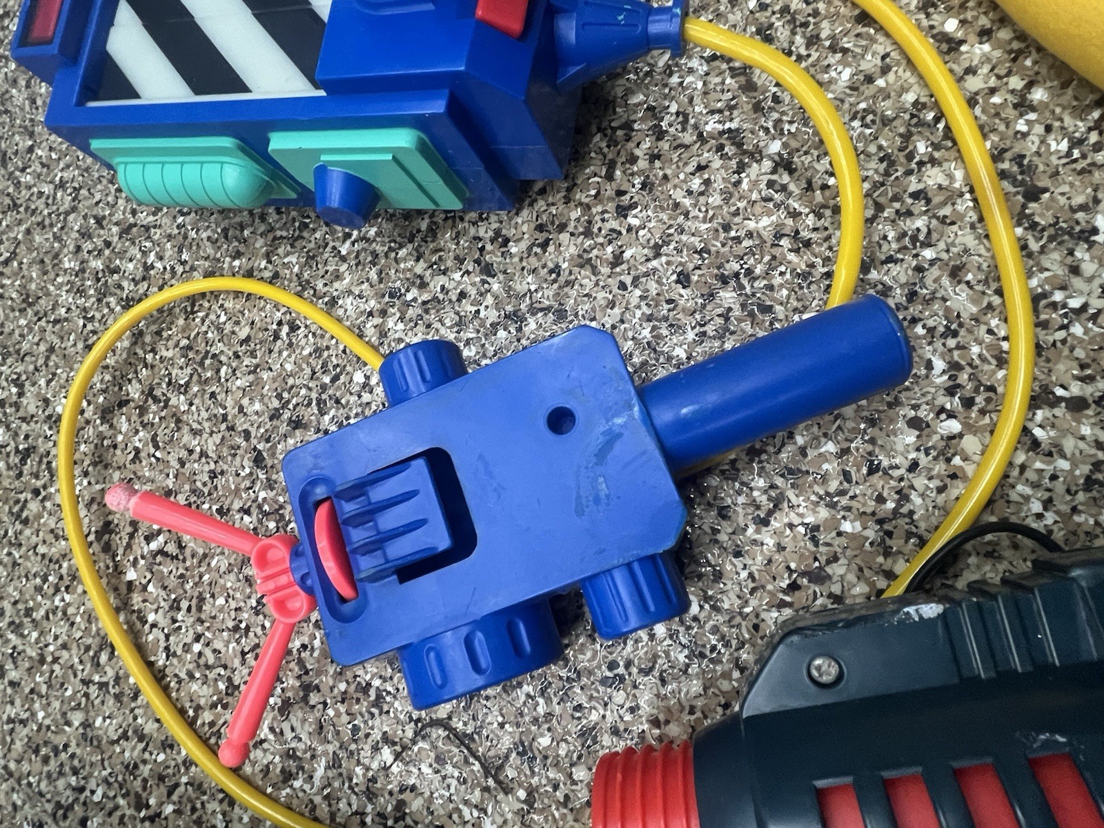 1984 Kenner The Real Ghostbusters – Role Play Proton Pack Backpack And More