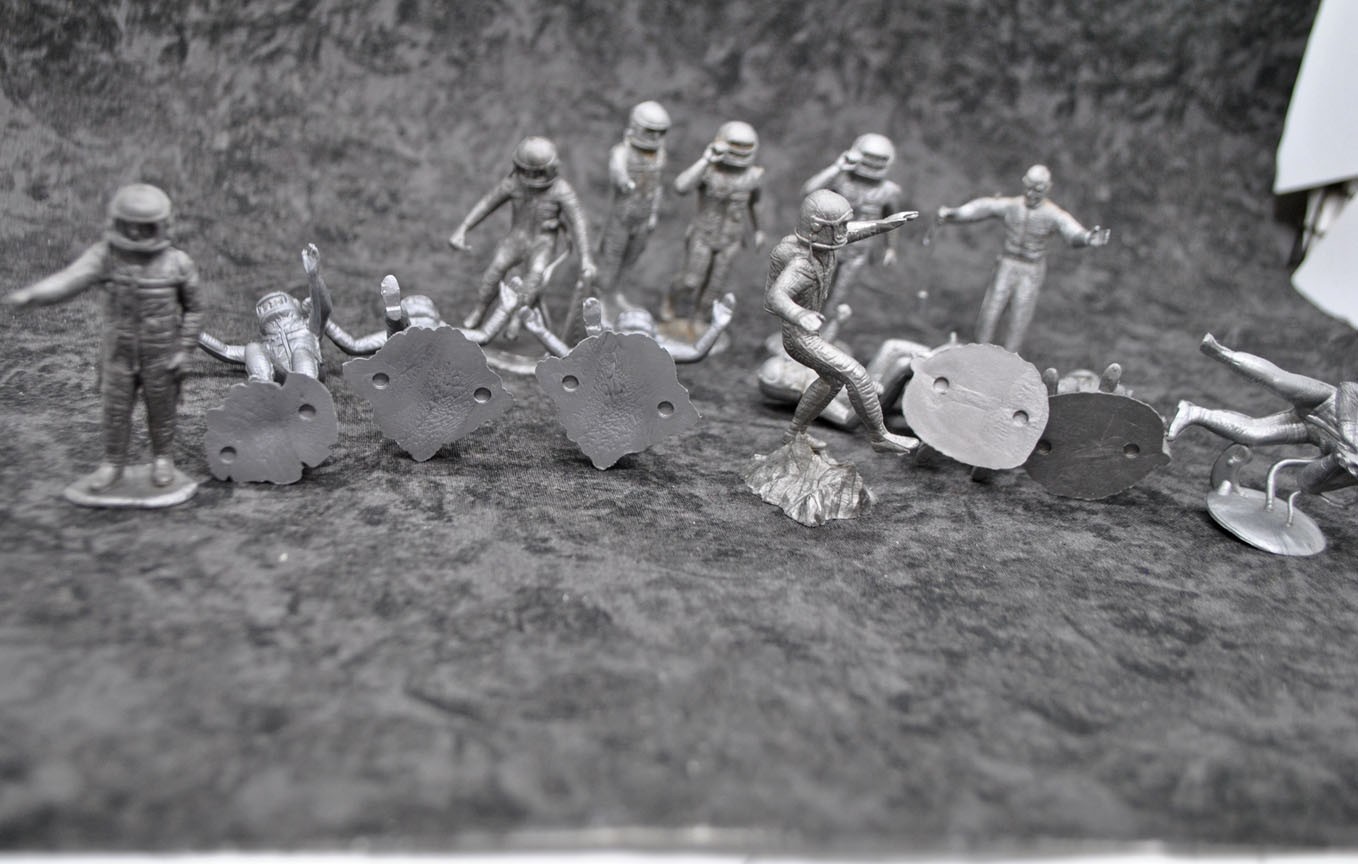 Marx Operation Moonbase Astronauts 1960 Spacemen lot x13 UNBROKEN figure vintage