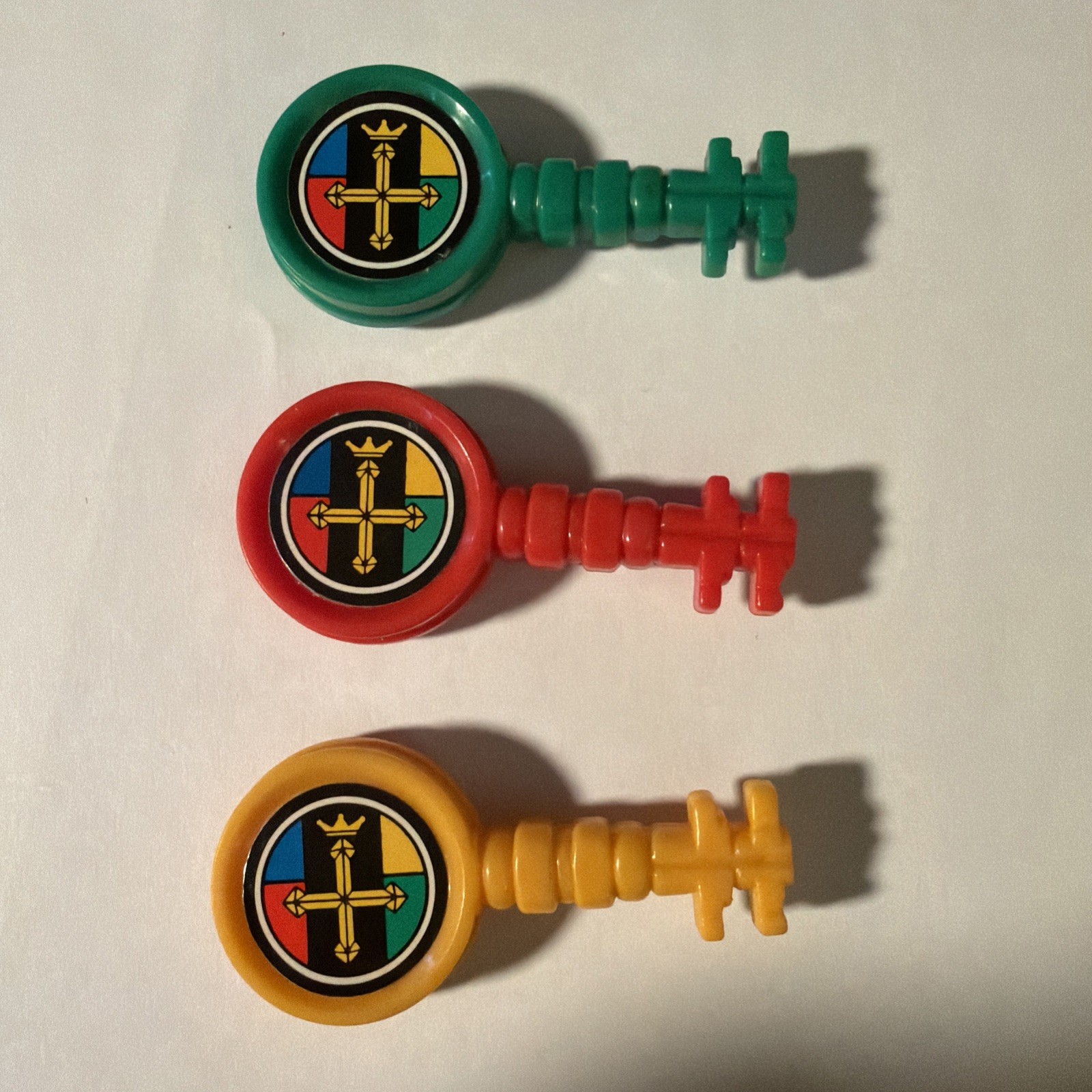 1984 Lion Voltron Red Yellow & Green KEYS Weapon Accessory Parts