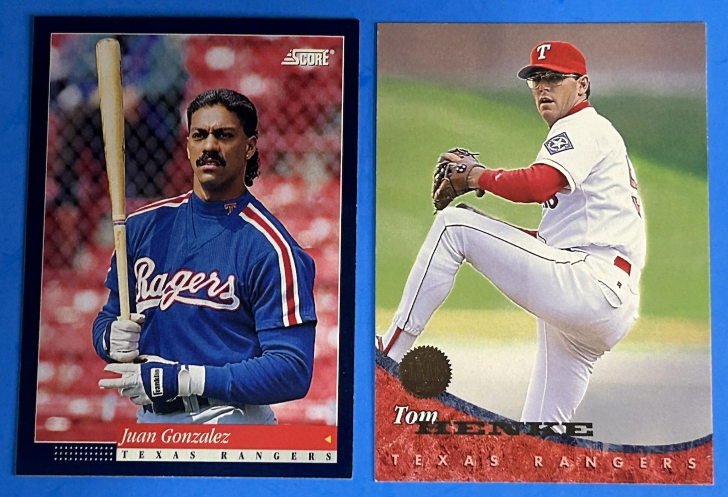 IVAN RODRIGUEZ McFarlane Action Figure 2002 with 10 trading cards pre-owned