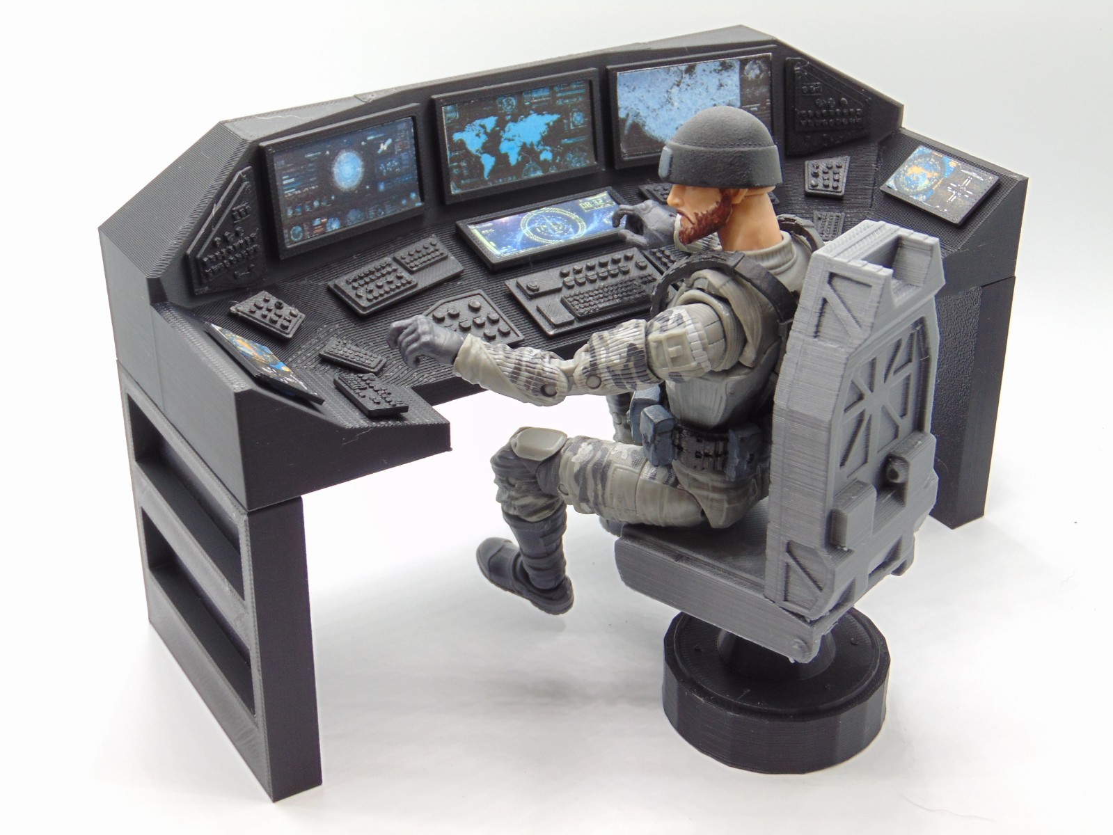 Custom 1:18 Computer Operator Control Station Set for eBay Buyer ID darthviard