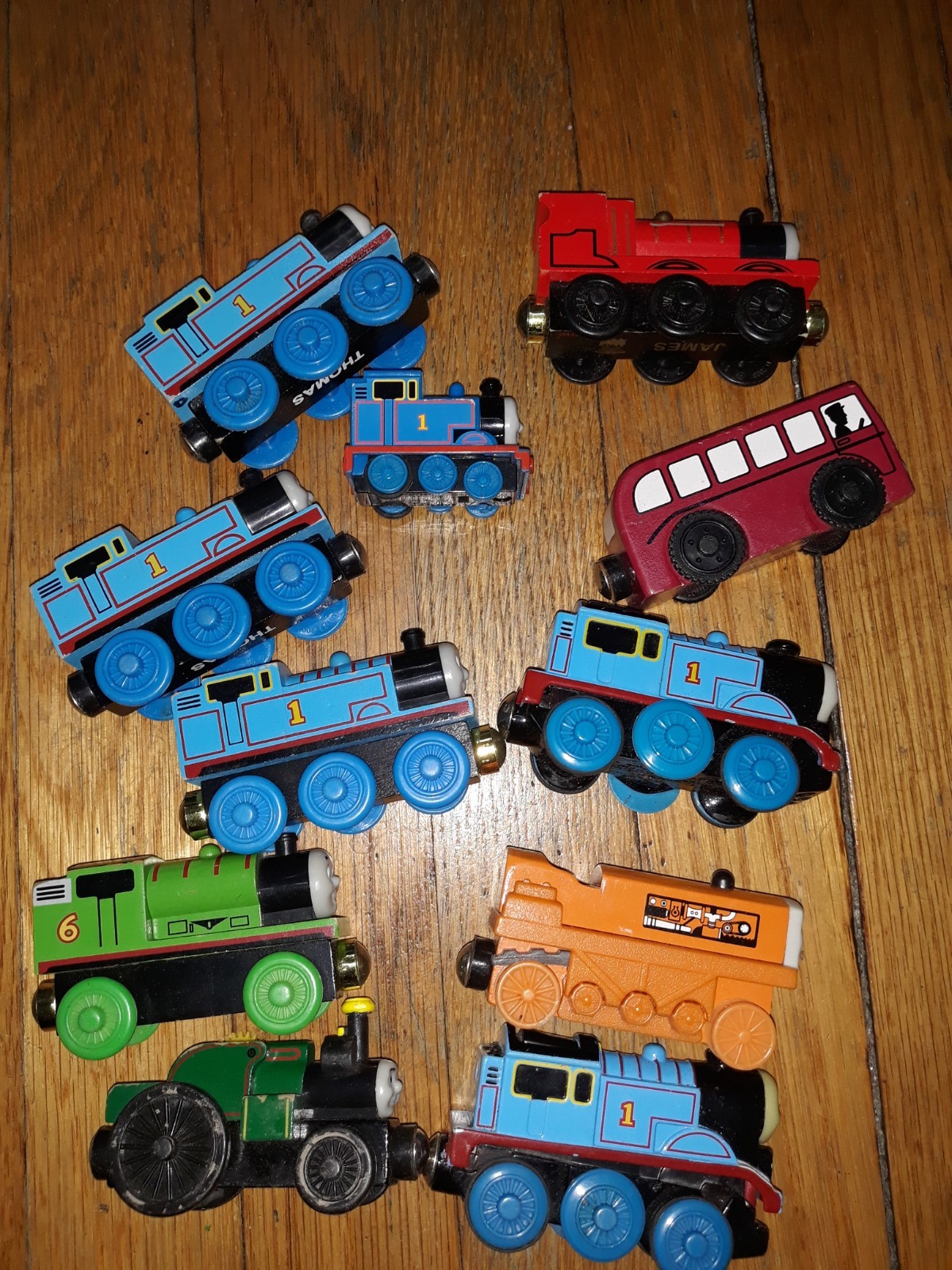 11 LOT Thomas & Friends Wood And Plstic Diecast