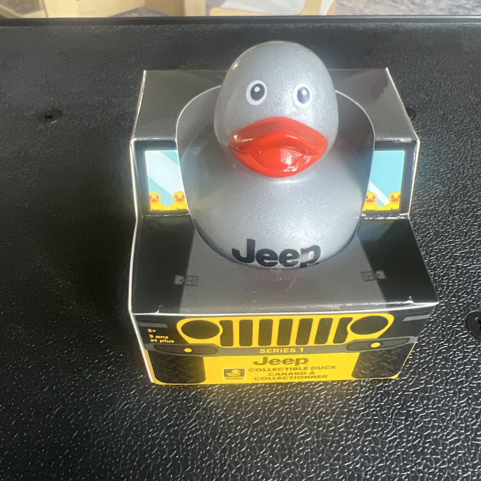 Jeep Branded 2&Prime; Ducks in Paper Jeep 4×4 Box – Silver Sparkle Series 1