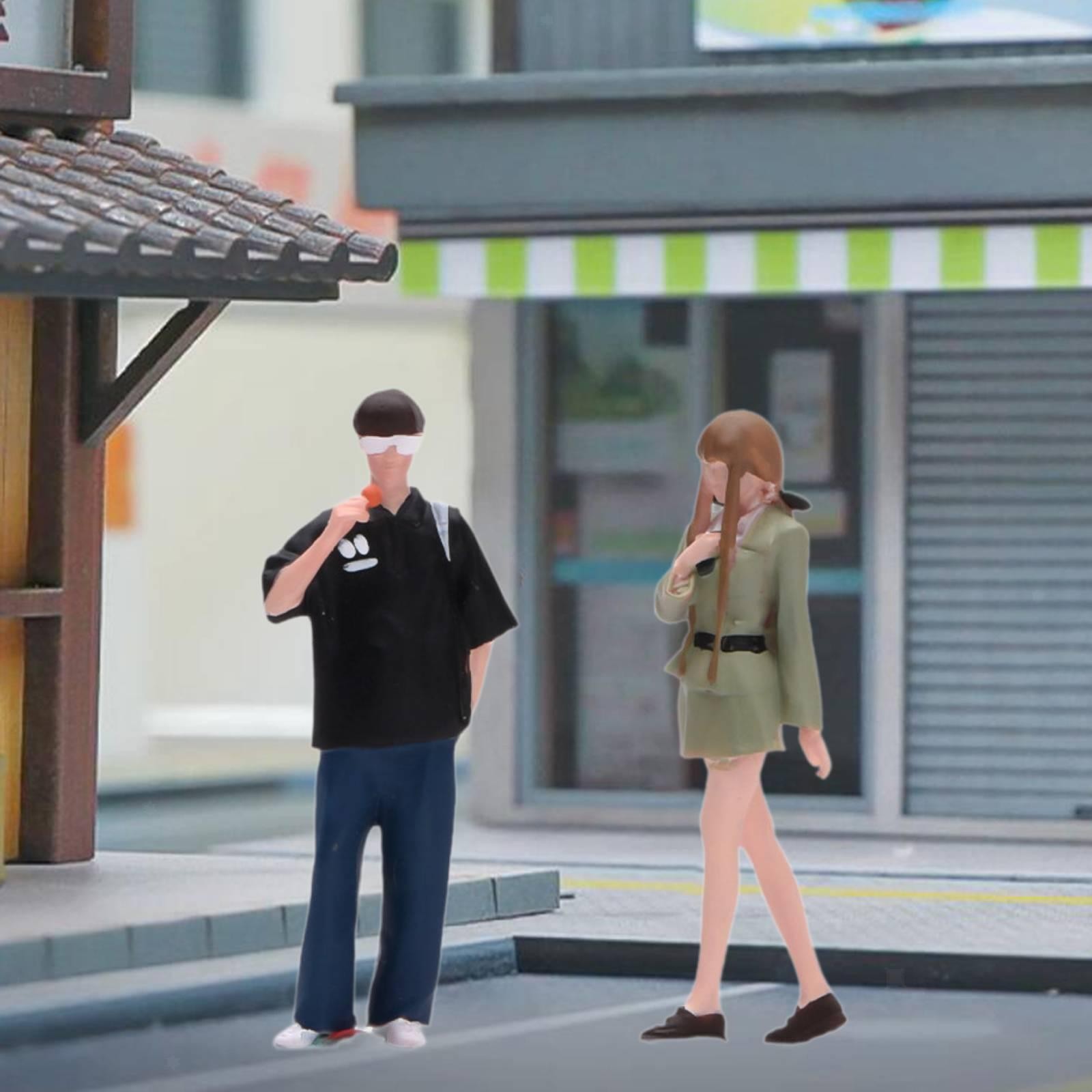 1/64 Scale Female and Male Model Tiny People Model for Micro Landscape
