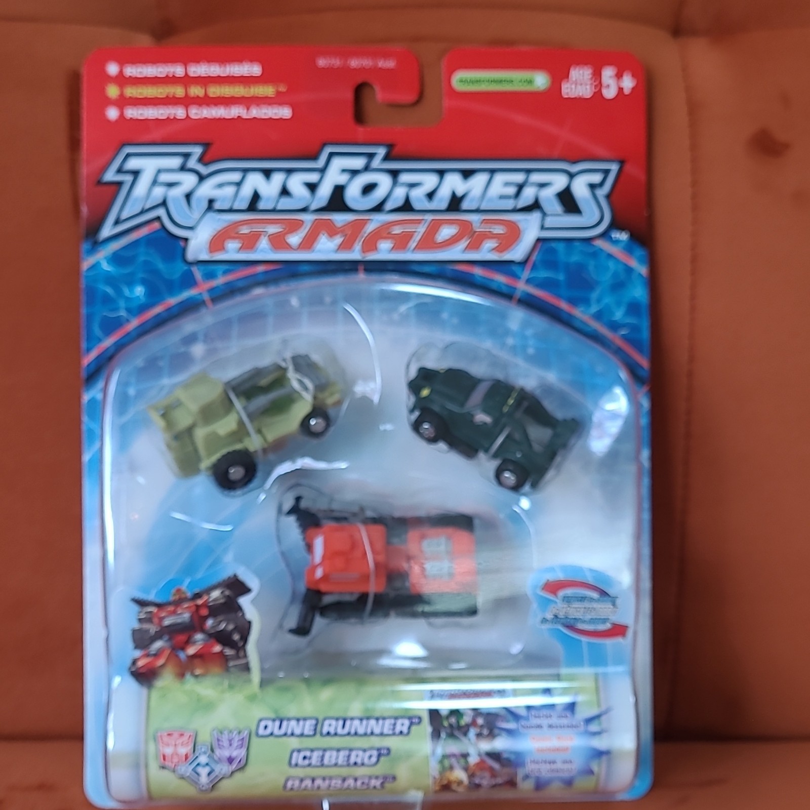 Hasbro Transformers Armada Dune Runner Iceberg Ransack Figures Comic Book