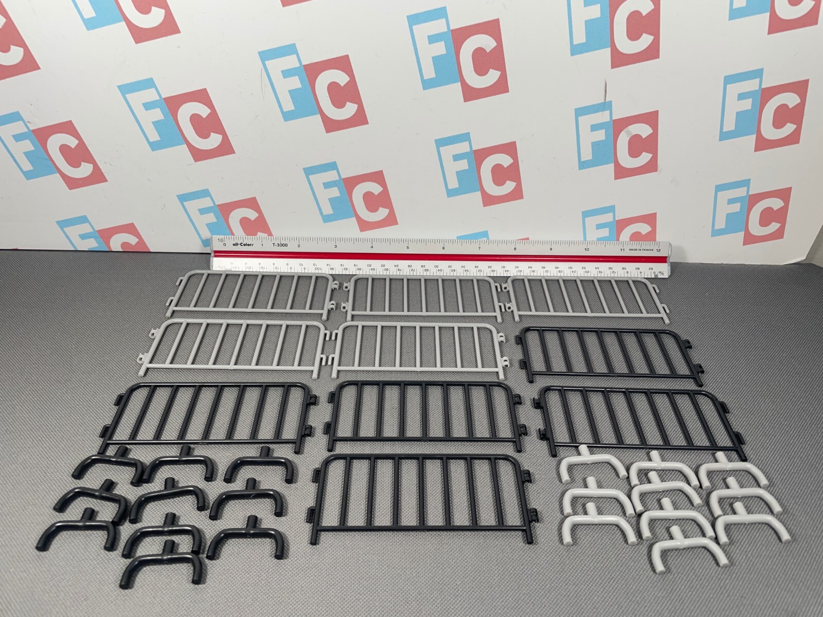 FC Retro Classic Wrestle-Something Wrestlers 4.5 Inch Scale Guard Rails 10 Black
