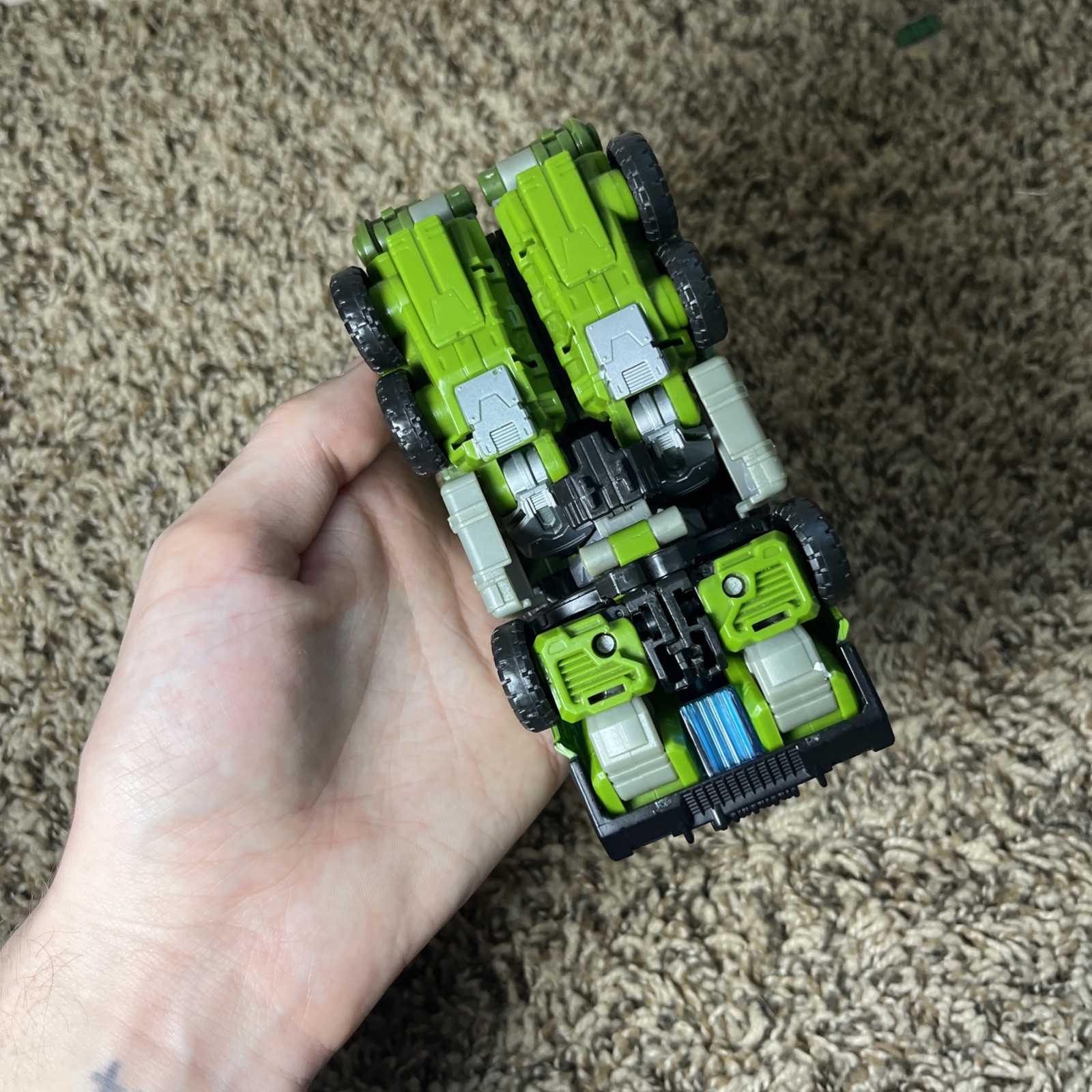 Hasbro Transformers Legacy Bulkhead Prime Universe Generations Figure