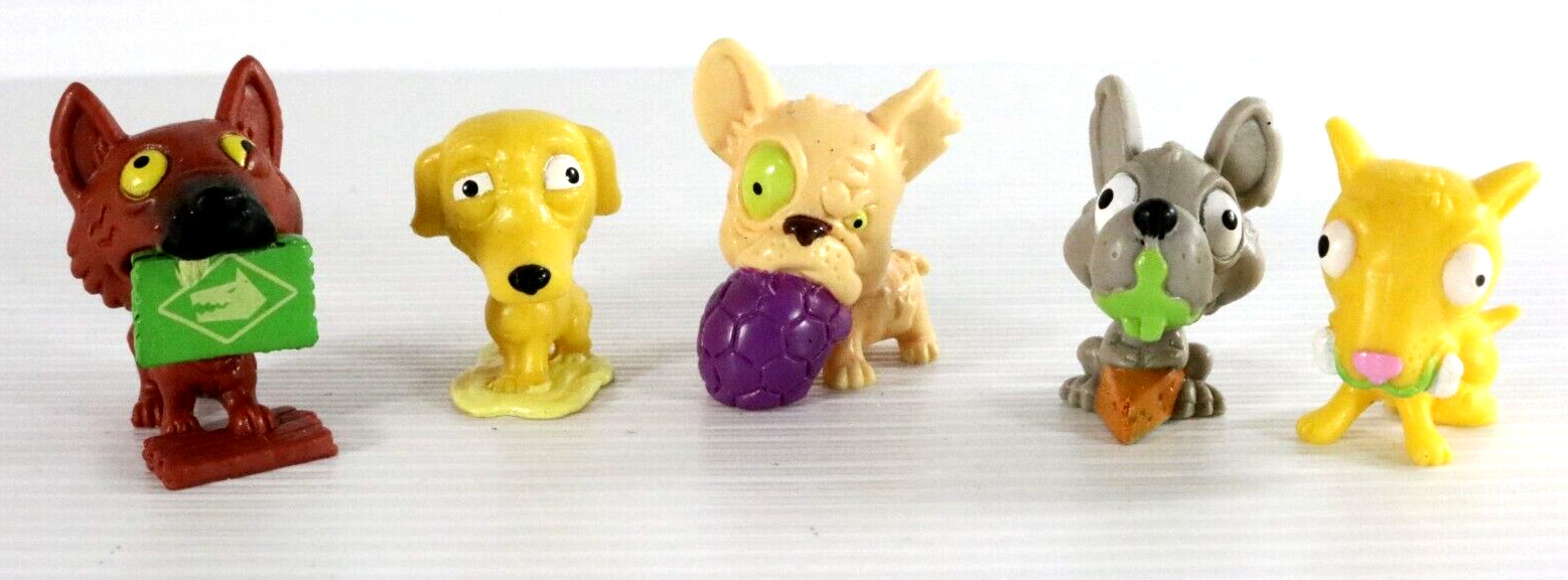 Moose Toys Uggly&rsquo;s Pet Shop Mixed Lot of 5 Figures 1.5&Prime; Inch Toys Dog Mouse