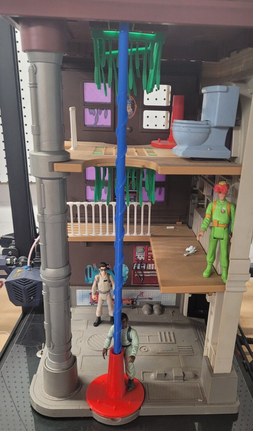 Ghostbusters Kenner Firehouse Fire Pole and Base – Spins – Custom 3D Printed