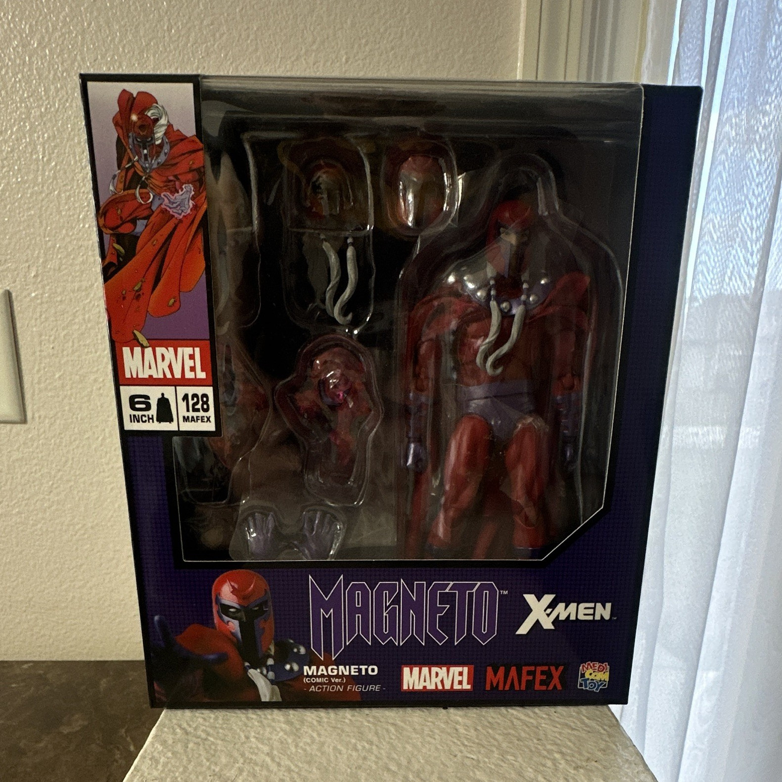 Medicom Toy MAFEX No. 128 Magneto Comic Ver. Action Figure X-Men 6 in