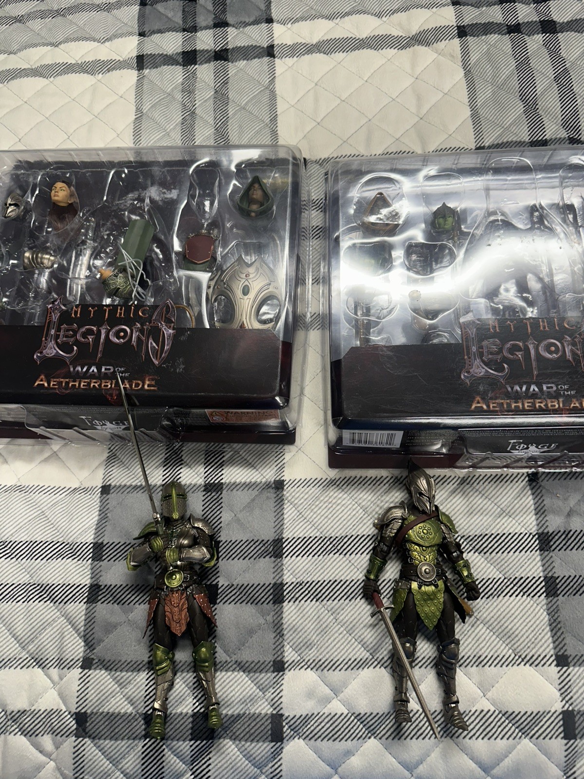 Mythic Legions Female and male Elf Builder w/ Bonus Head War of the Aetherblade
