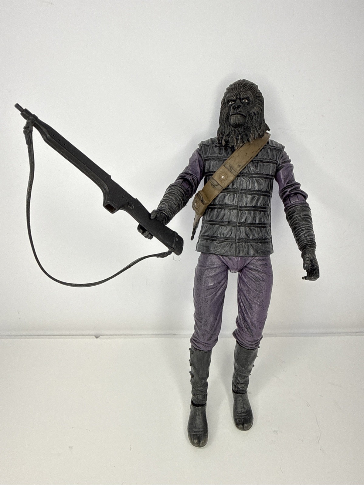 GORILLA SOLIDER NECA PLANET OF THE APES LOOSE ACTION FIGURE EXCLUSIVE