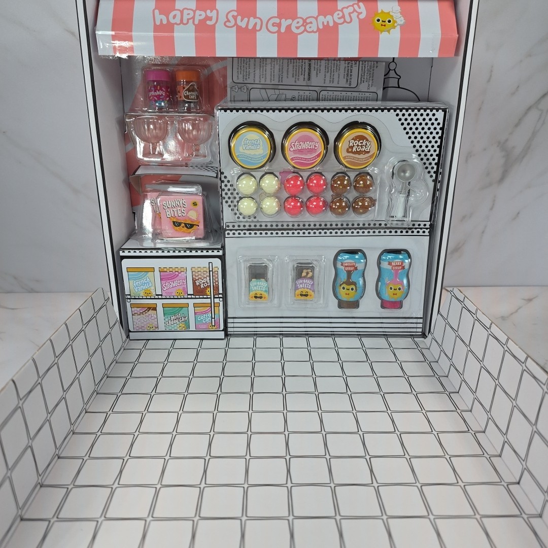MGA&rsquo;s Miniverse Make It Mini Food/Ice Cream Social✨Brand NEW