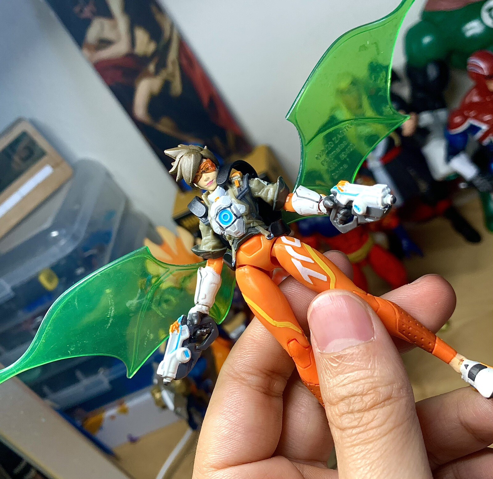 1pc flight backpack accessory for 3.75-inch figures.