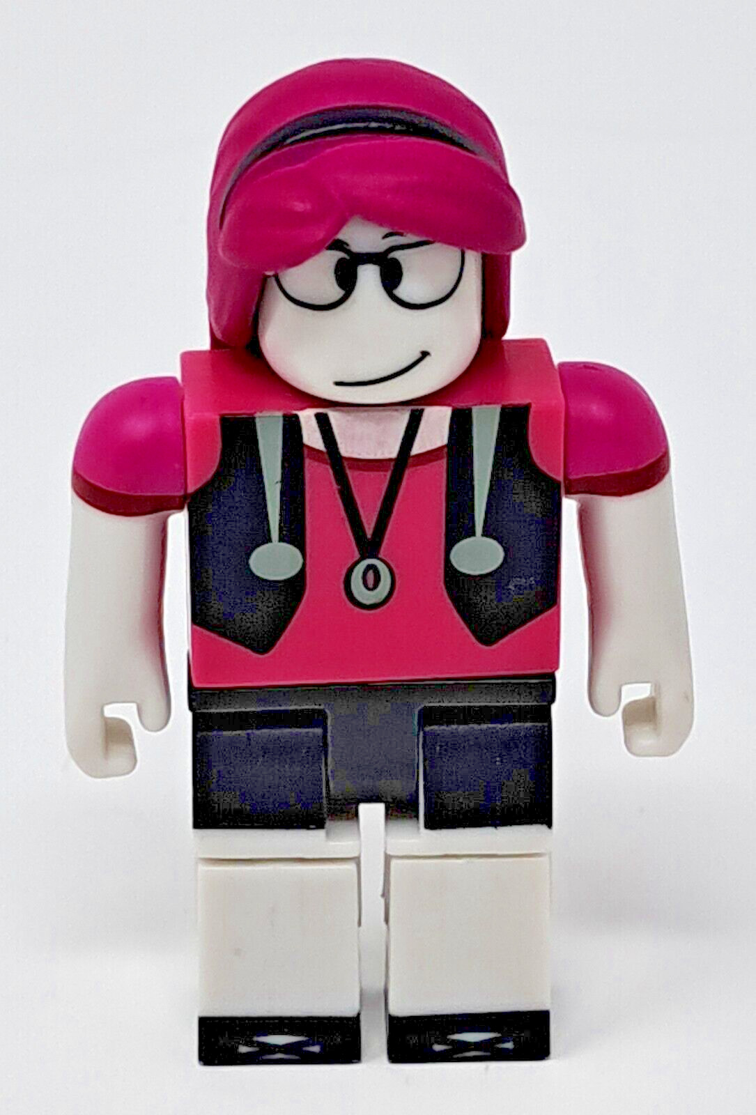 Roblox 2.75&Prime; figure Top Runway Model white black w/ pink hair Jazwares