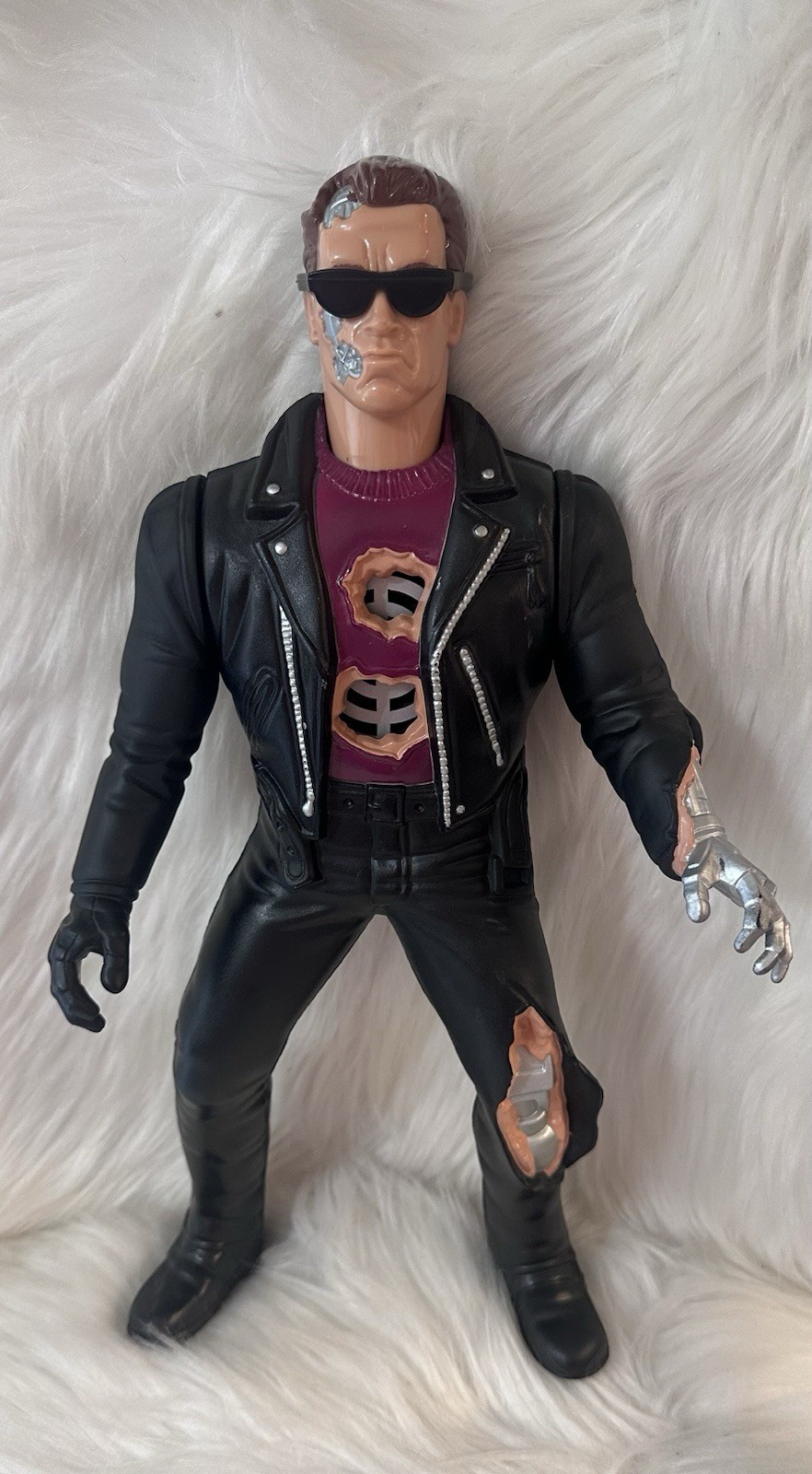 Terminator 2 The Ultimate Terminator Battle Action Figure ( Missing Blaster)
